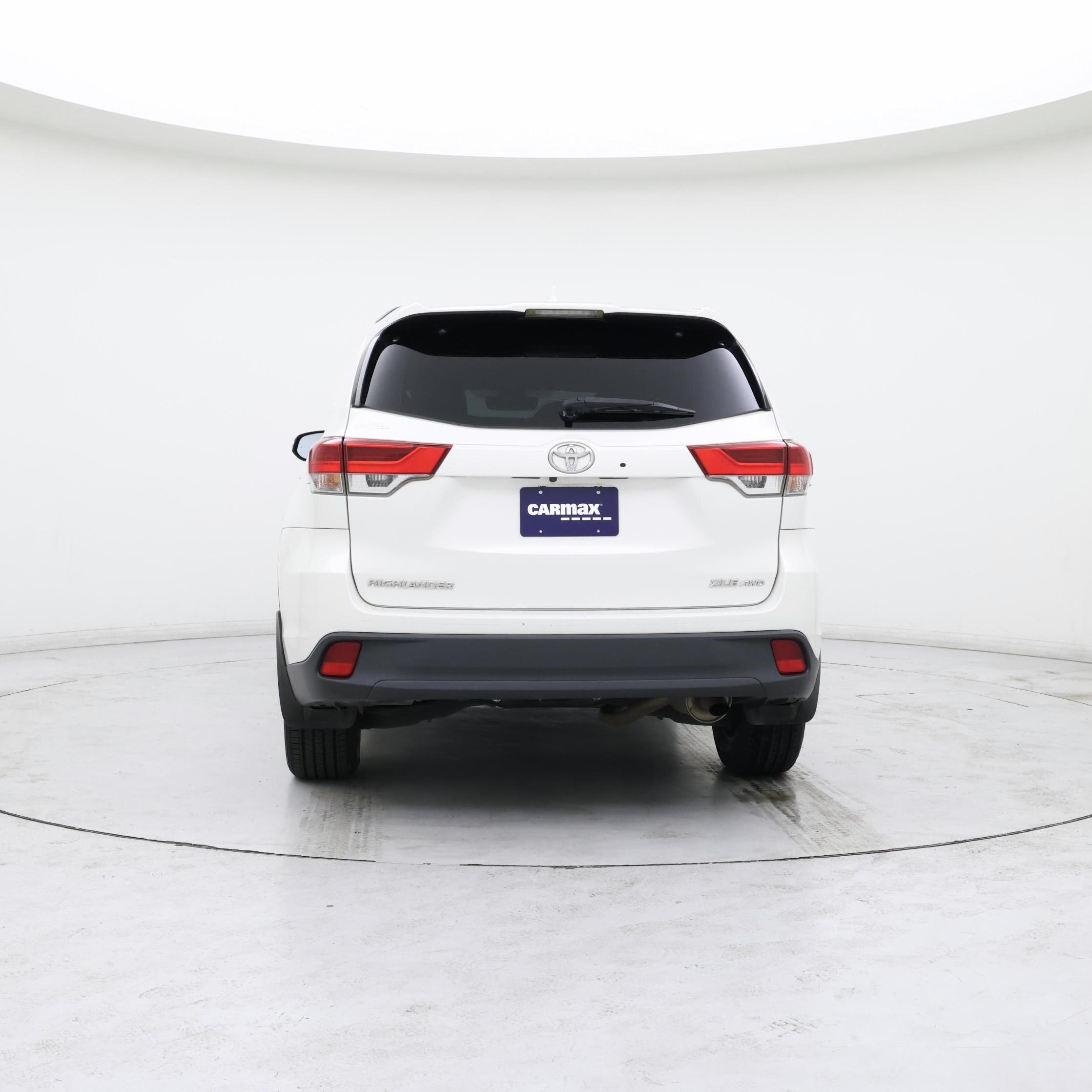 Thumbnail: 2019 Toyota Highlander - 6