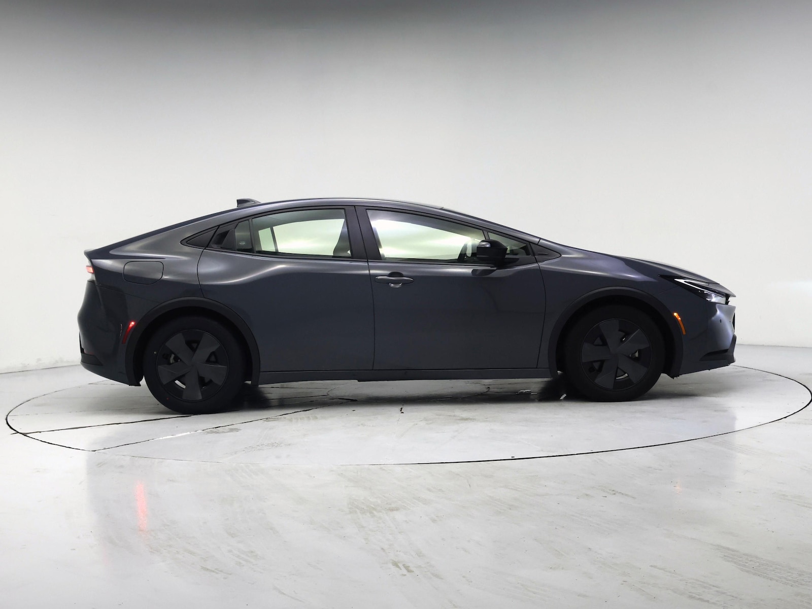 2024 Toyota Prius Prime SE - Photo 8