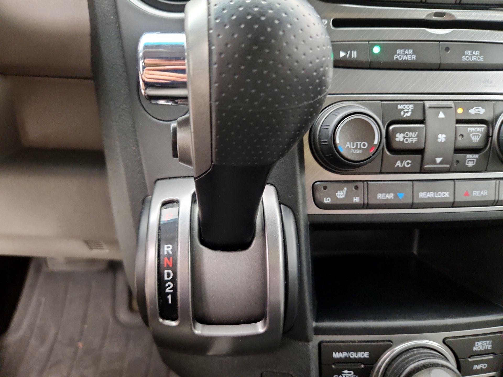 Thumbnail: 2014 Honda Pilot - 17