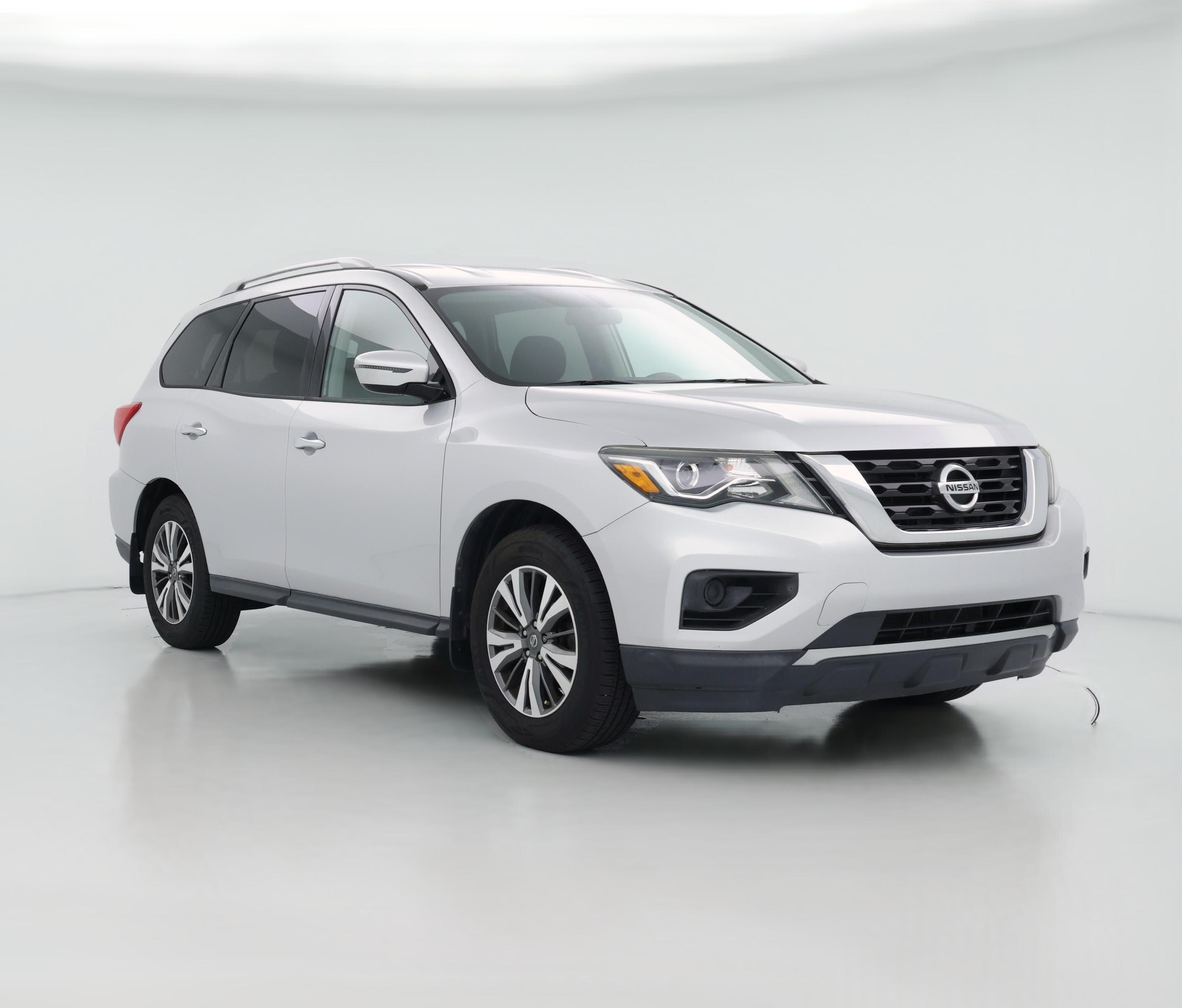 Thumbnail: 2017 Nissan Pathfinder - 1