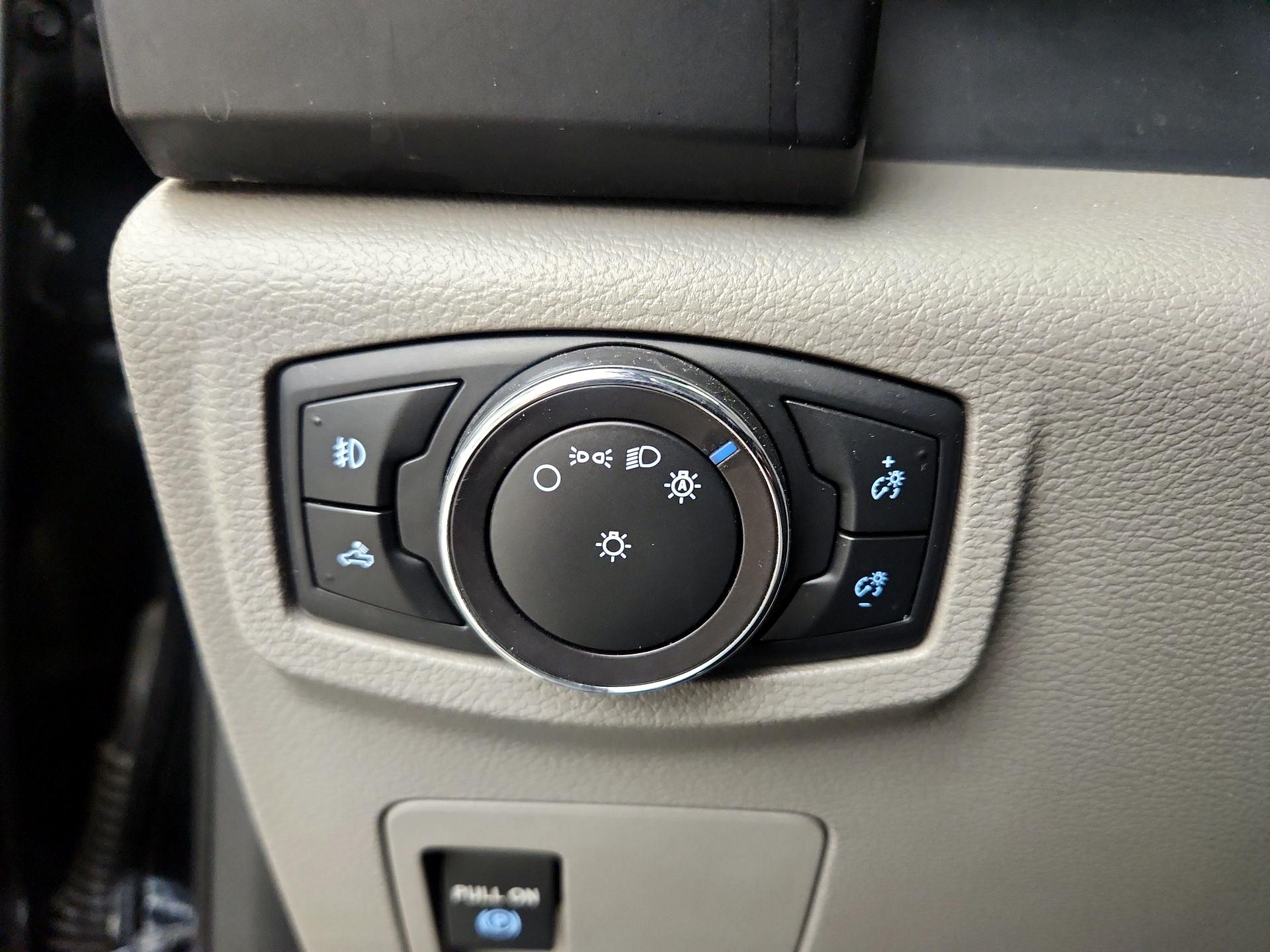 Thumbnail: 2018 Ford F-150 - 13
