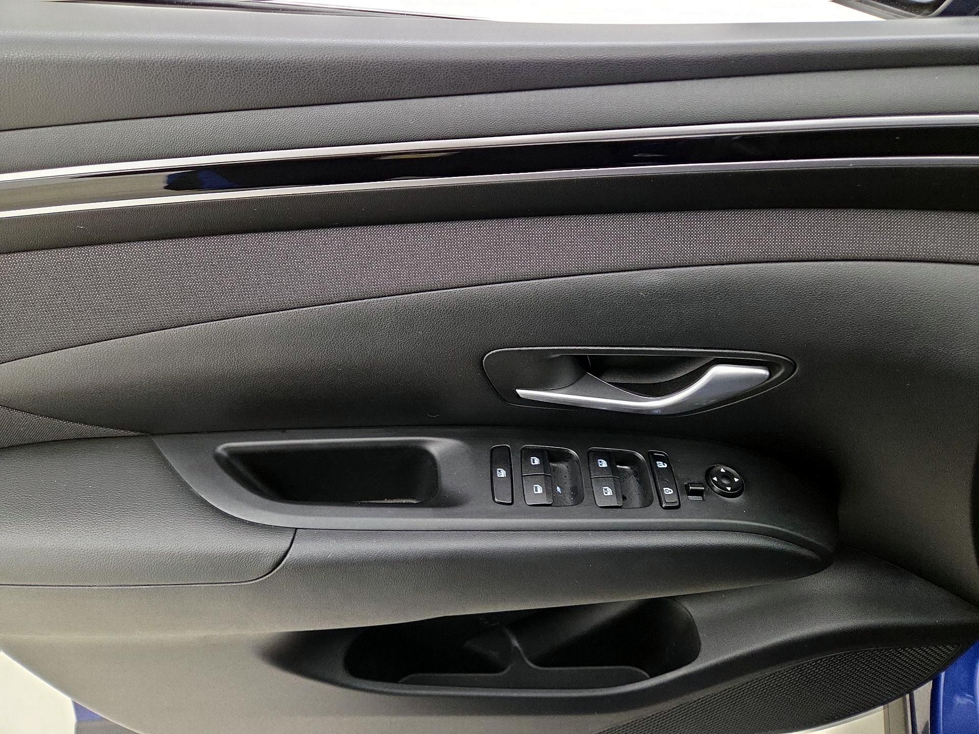 Thumbnail: 2023 Hyundai Tucson - 12