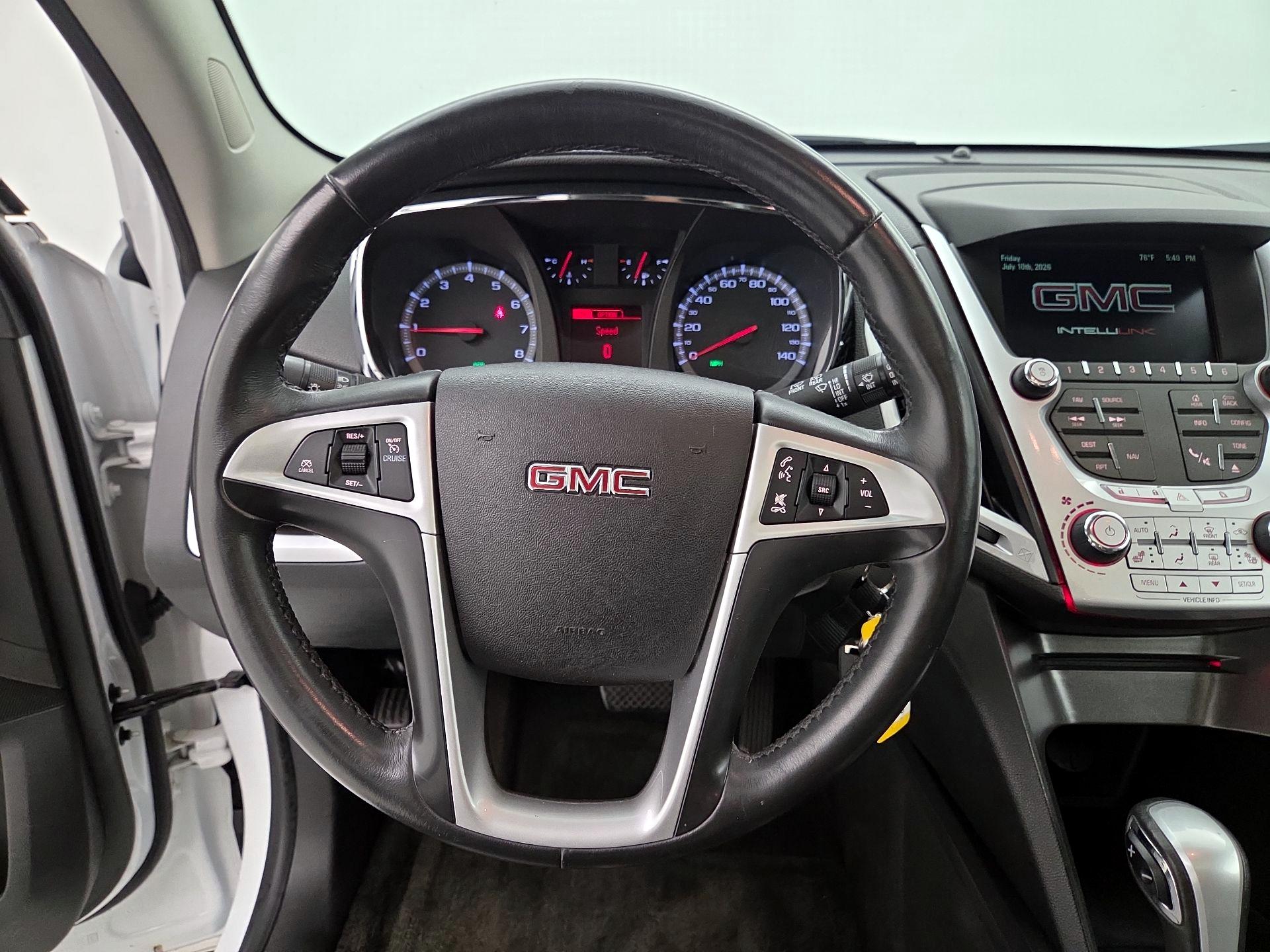 Thumbnail: 2015 GMC Terrain - 10
