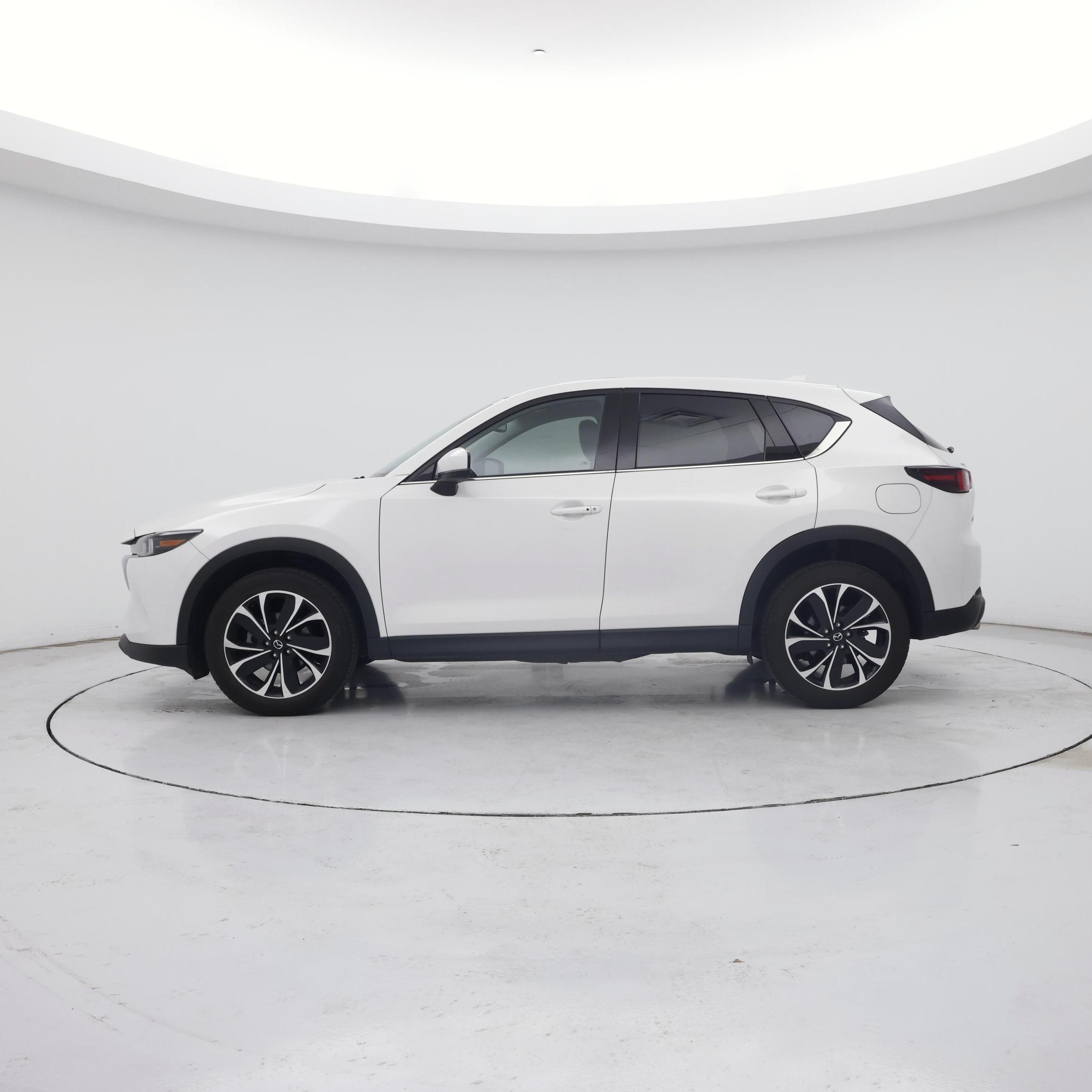 Thumbnail: 2023 Mazda CX-5 - 3