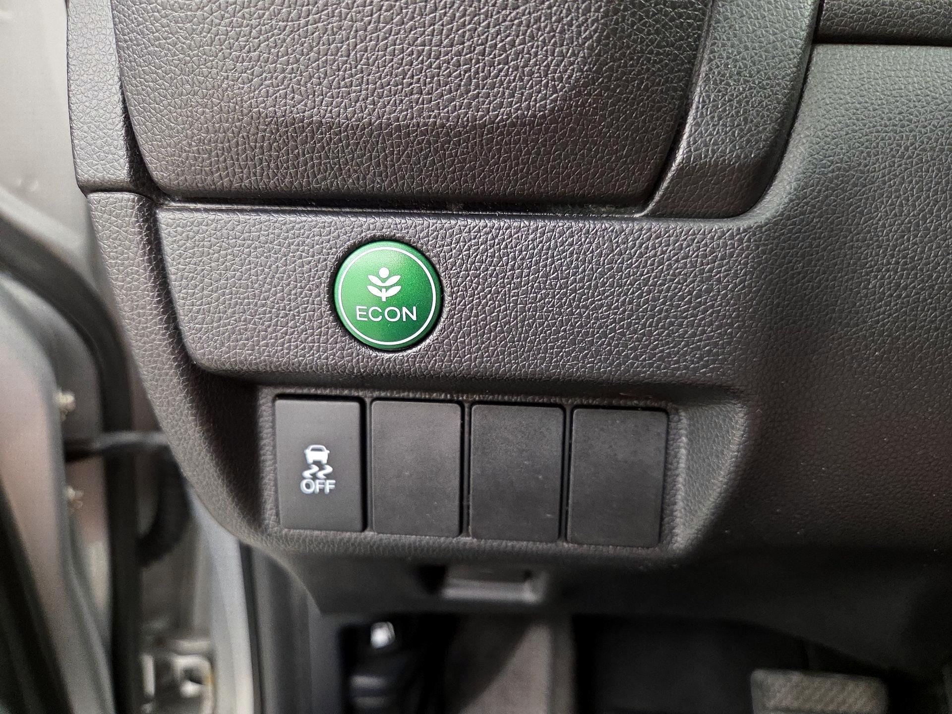 Thumbnail: 2015 Honda Fit - 13