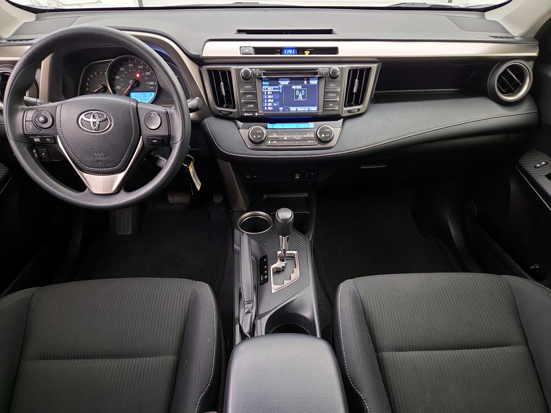 Thumbnail: 2014 Toyota RAV4 - 9