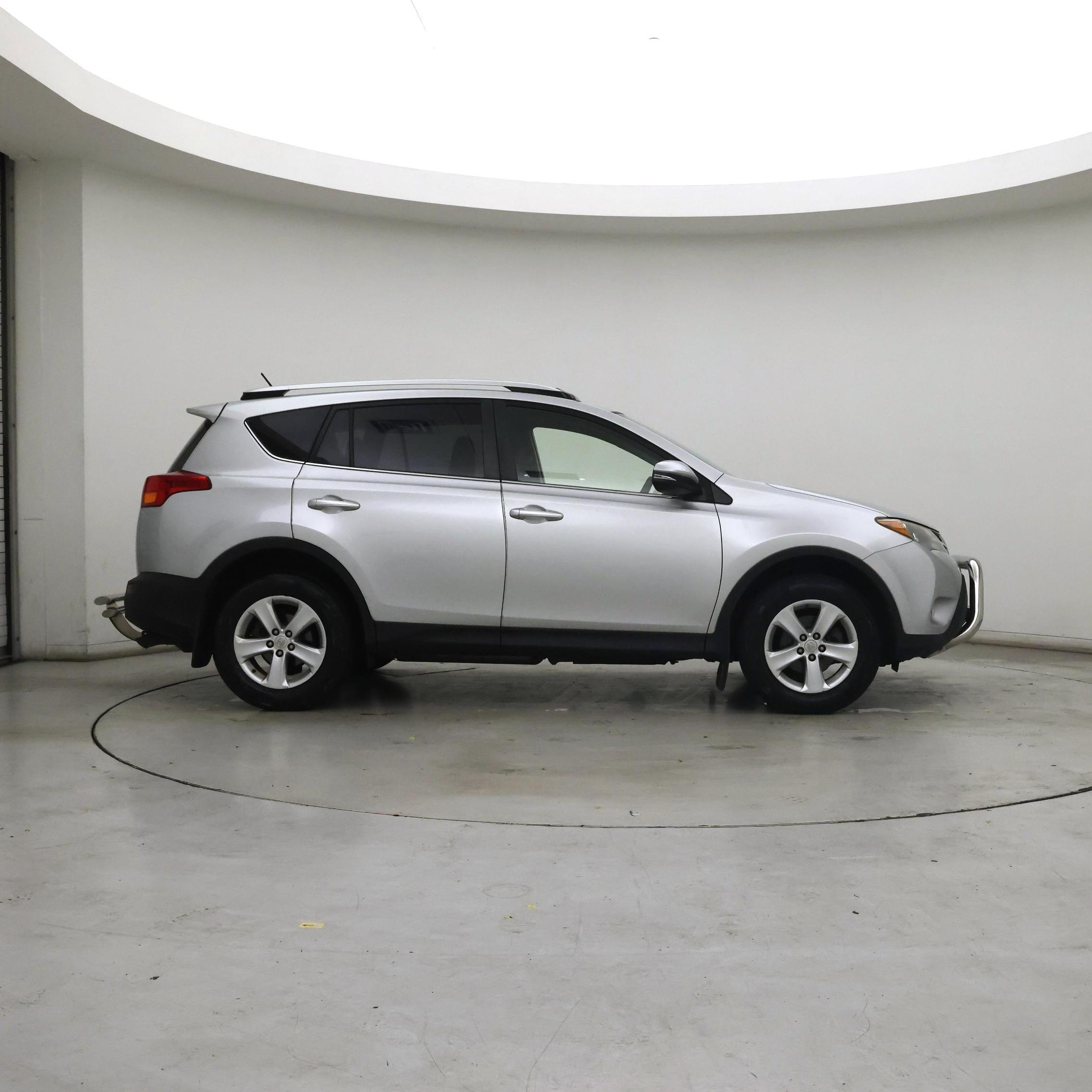 Thumbnail: 2014 Toyota RAV4 - 7