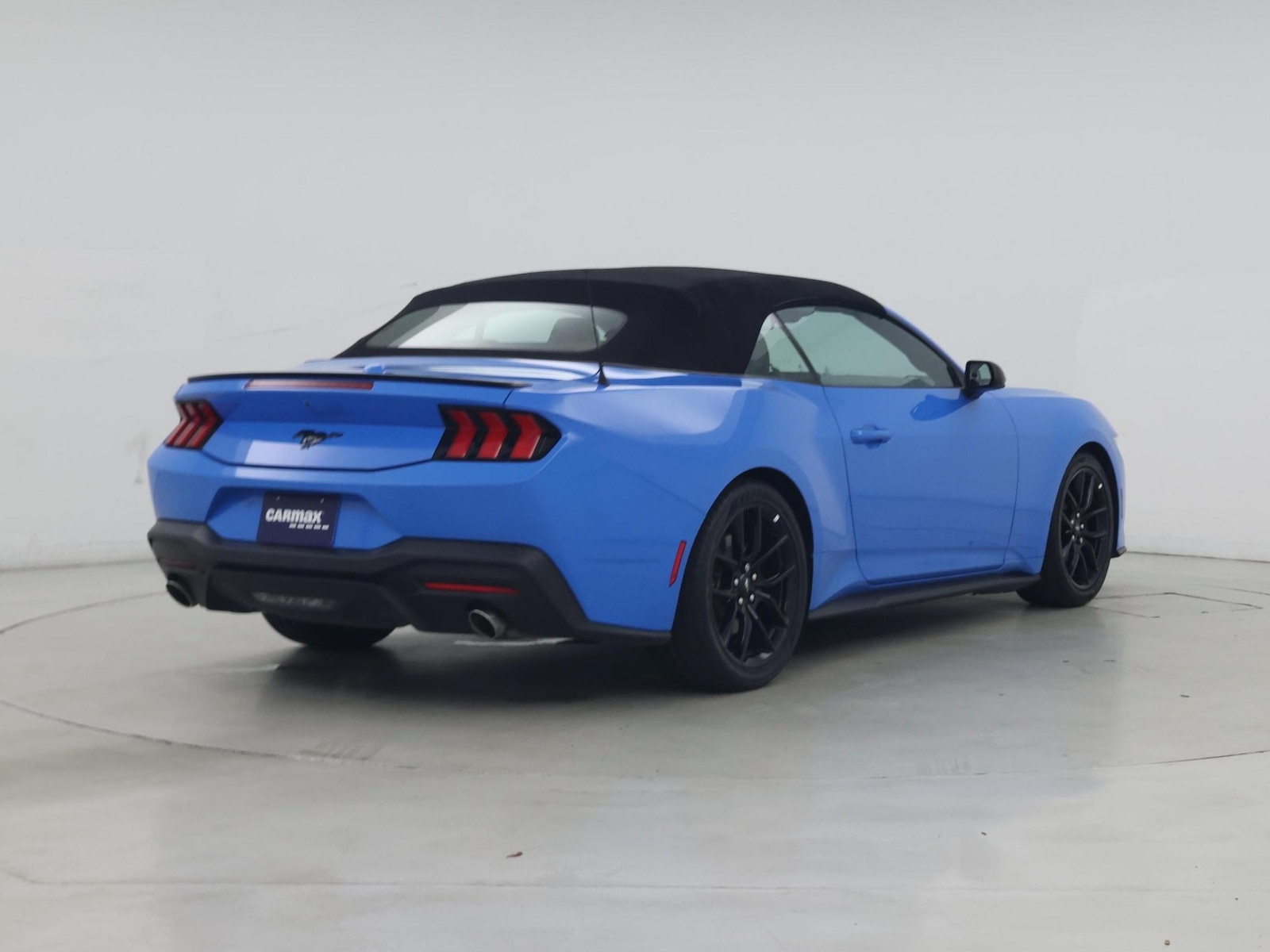 2024 Ford Mustang EcoBoost Premium - Photo 9