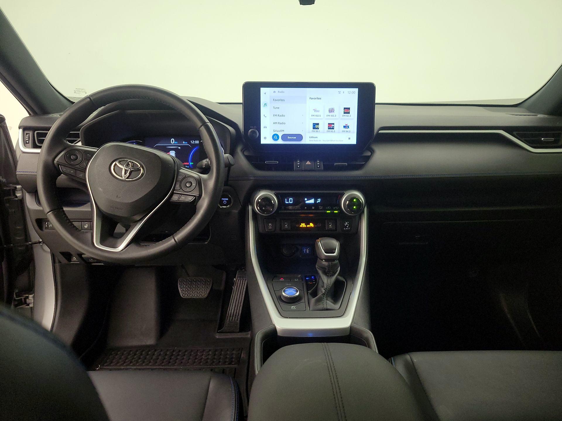 Thumbnail: 2023 Toyota RAV4 - 9