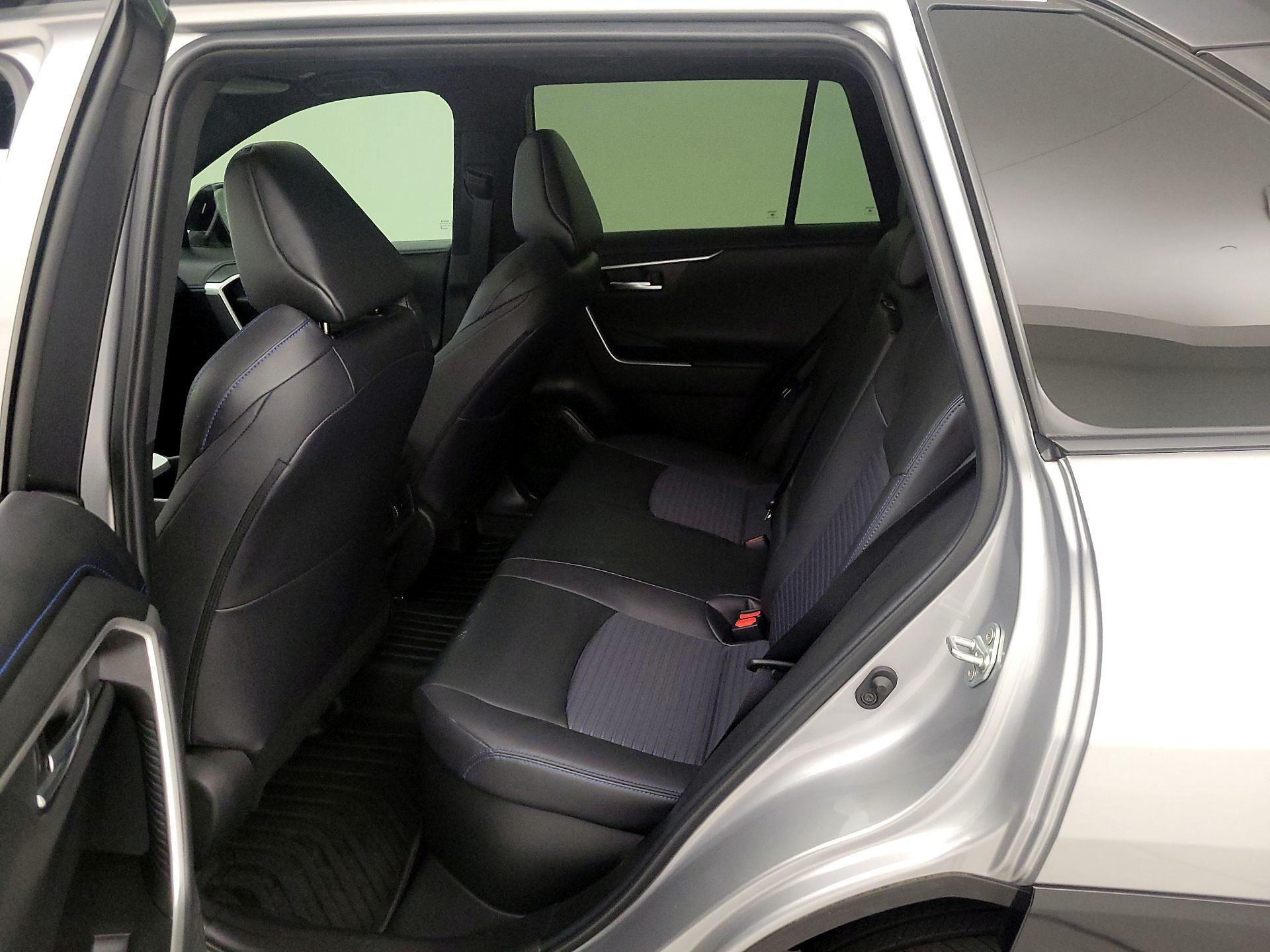 Thumbnail: 2023 Toyota RAV4 - 20