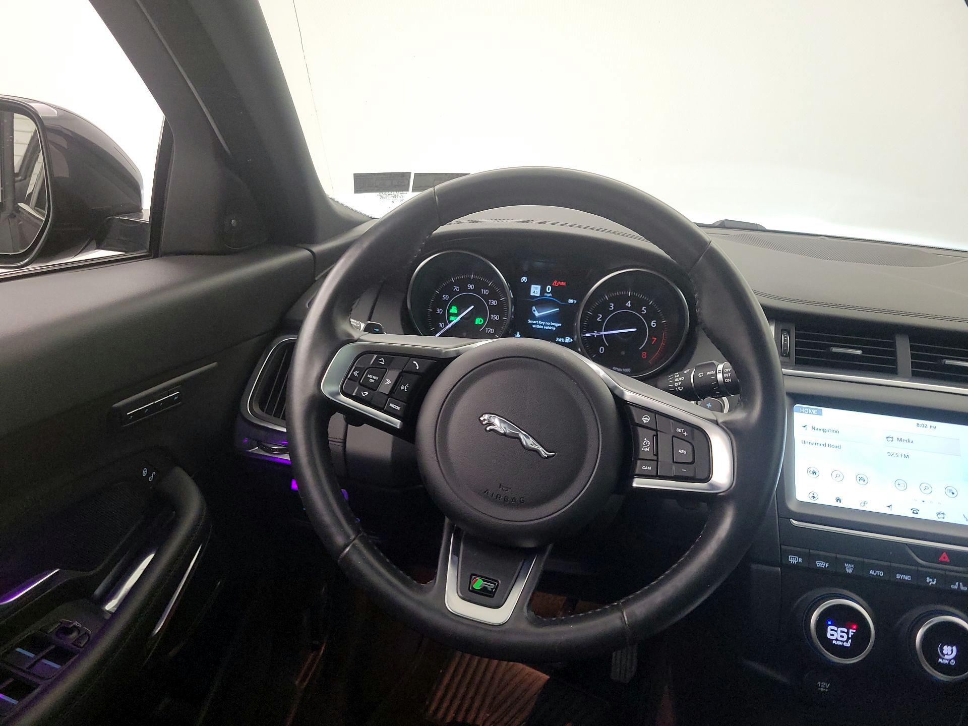 Thumbnail: 2020 Jaguar E-Pace - 10