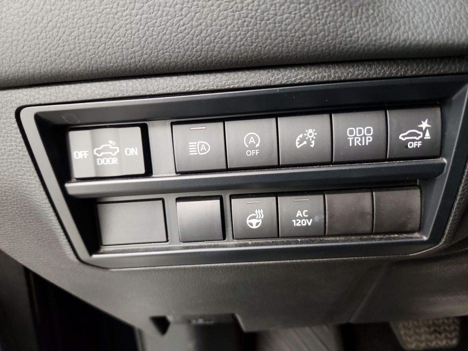 2023 Toyota Tundra Limited - Photo 14