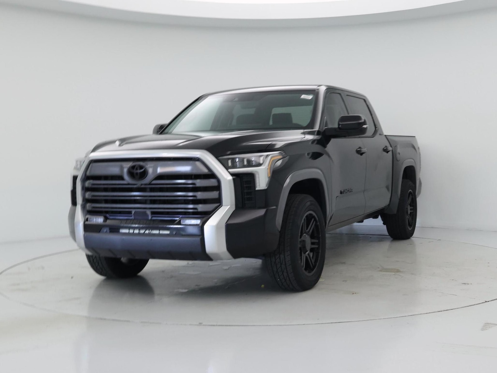 2023 Toyota Tundra Limited - Photo 5