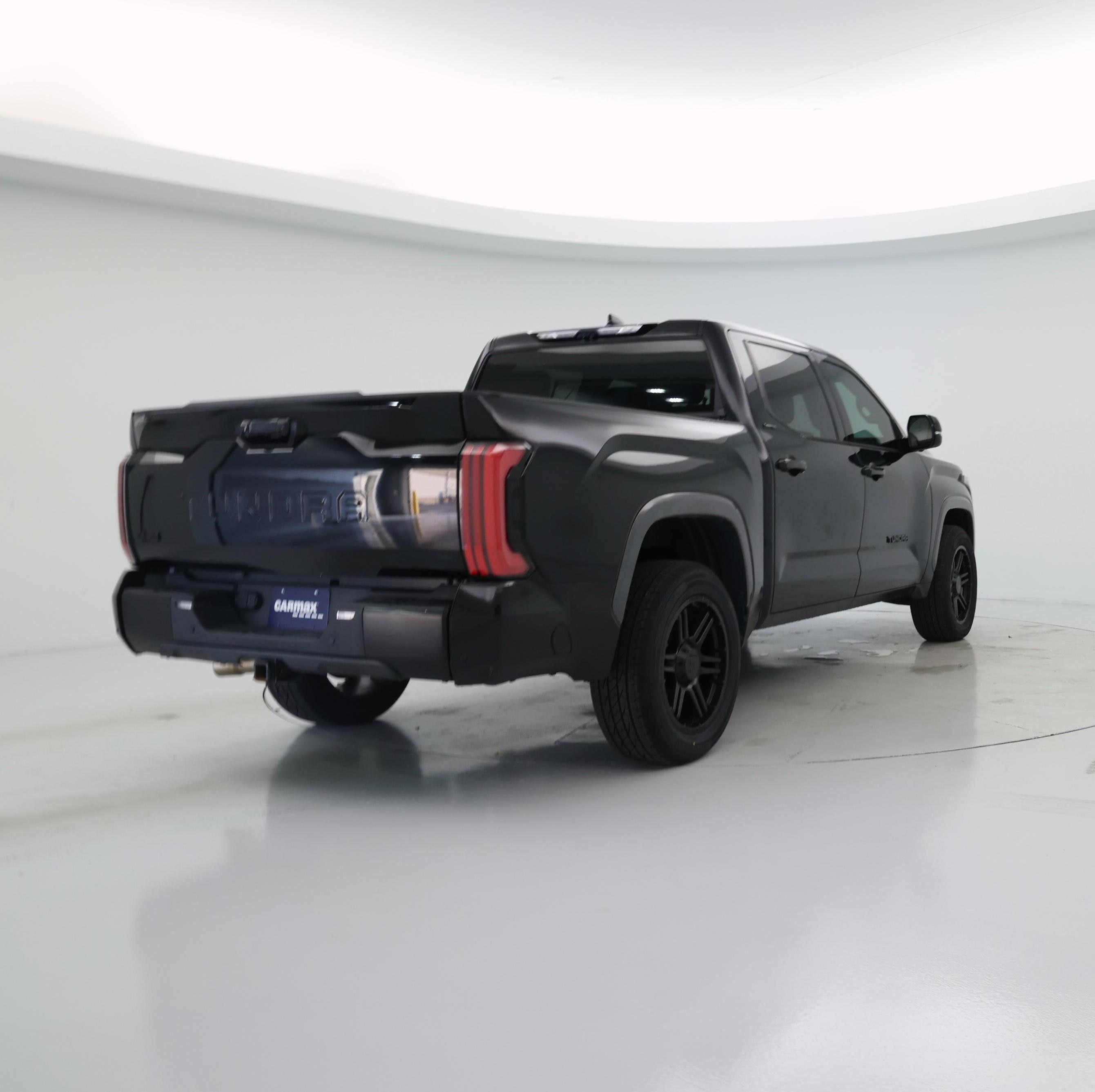 Thumbnail: 2023 Toyota Tundra - 8