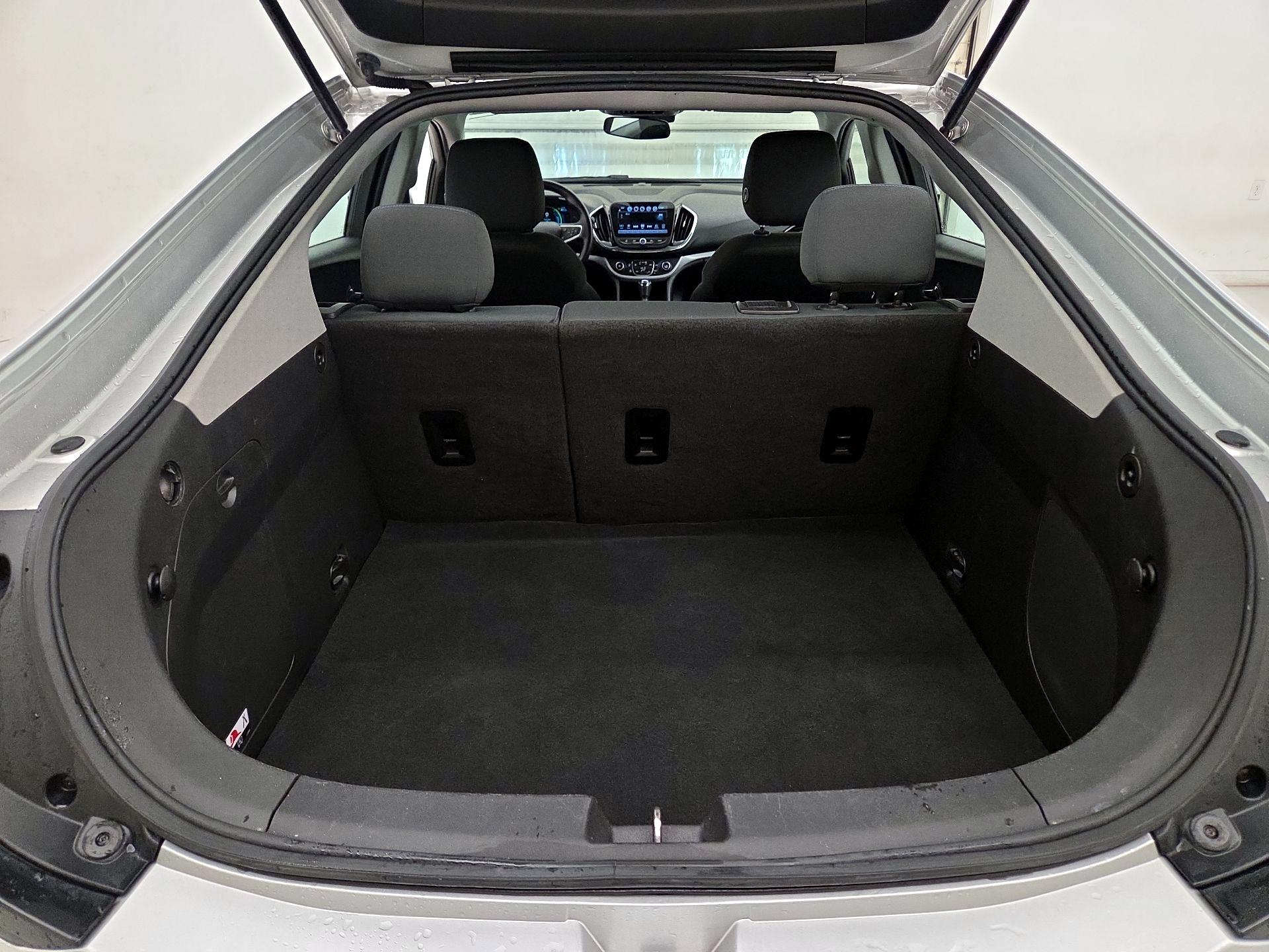 Thumbnail: 2016 Chevrolet Volt - 20
