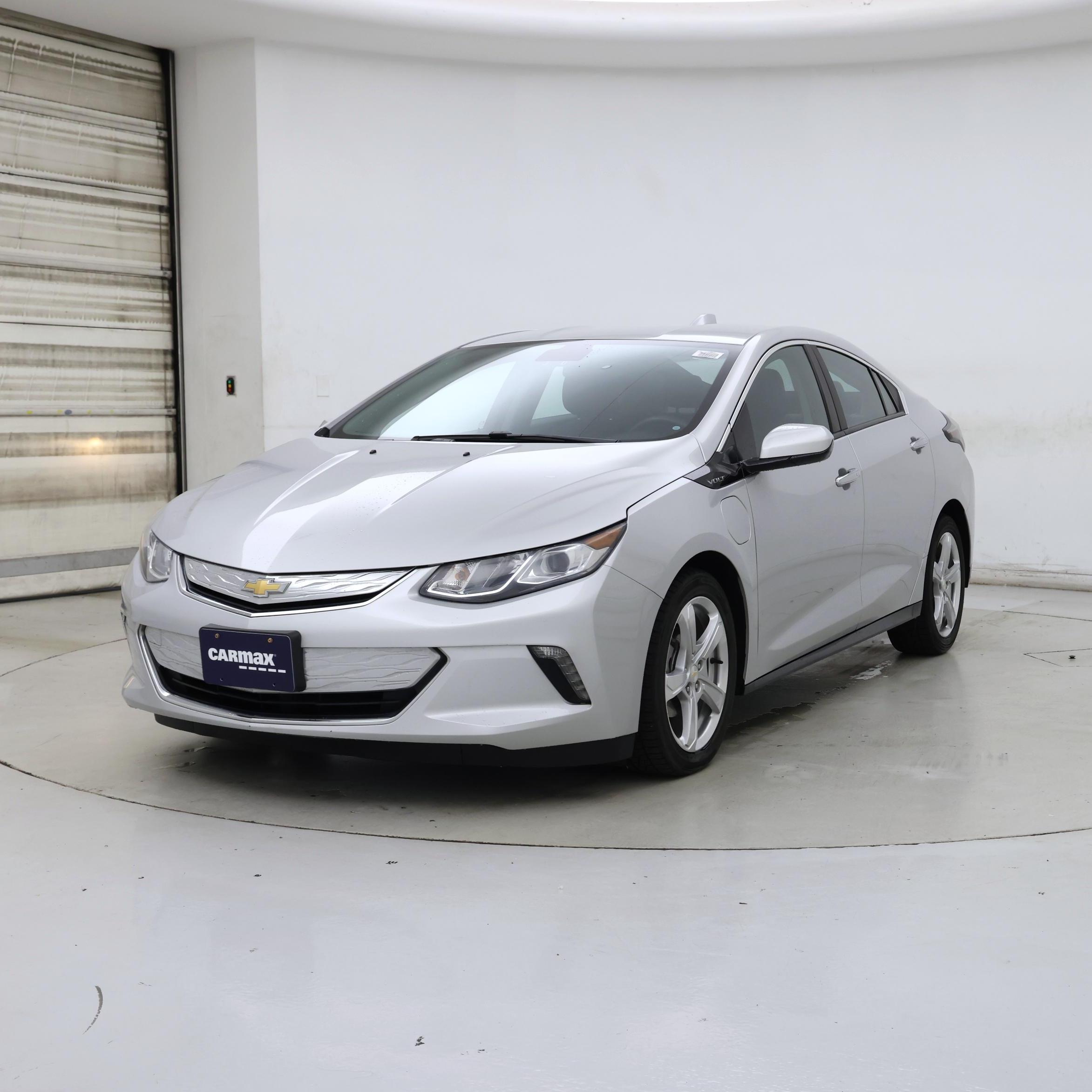 Thumbnail: 2016 Chevrolet Volt - 4