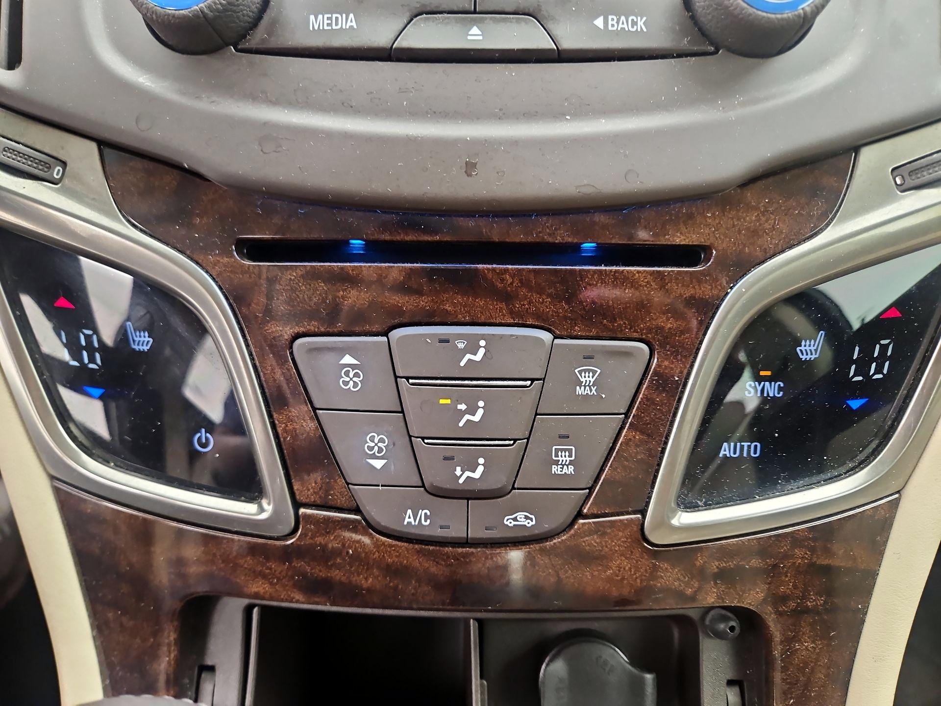 Thumbnail: 2015 Buick LaCrosse - 17