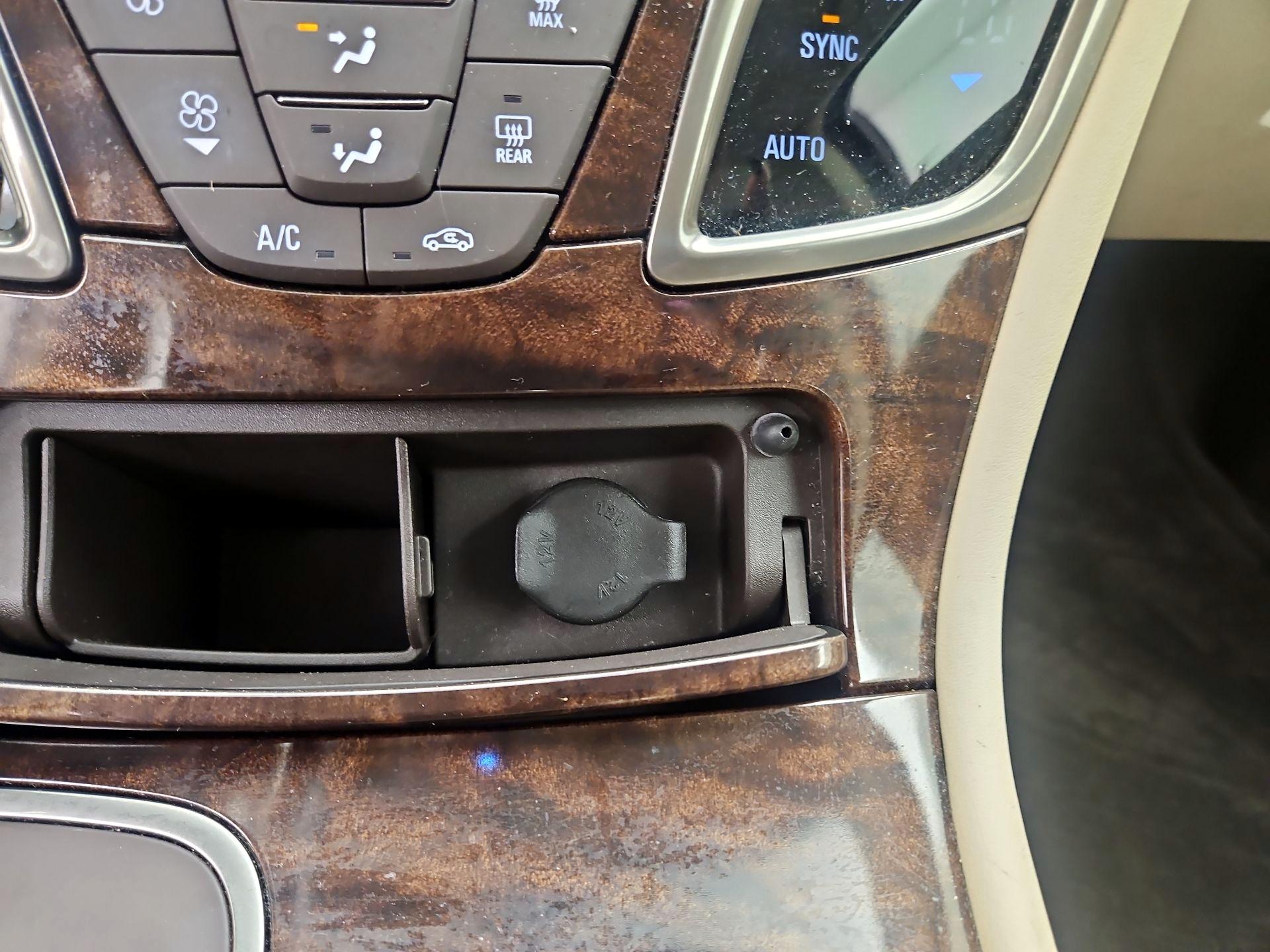 Thumbnail: 2015 Buick LaCrosse - 19