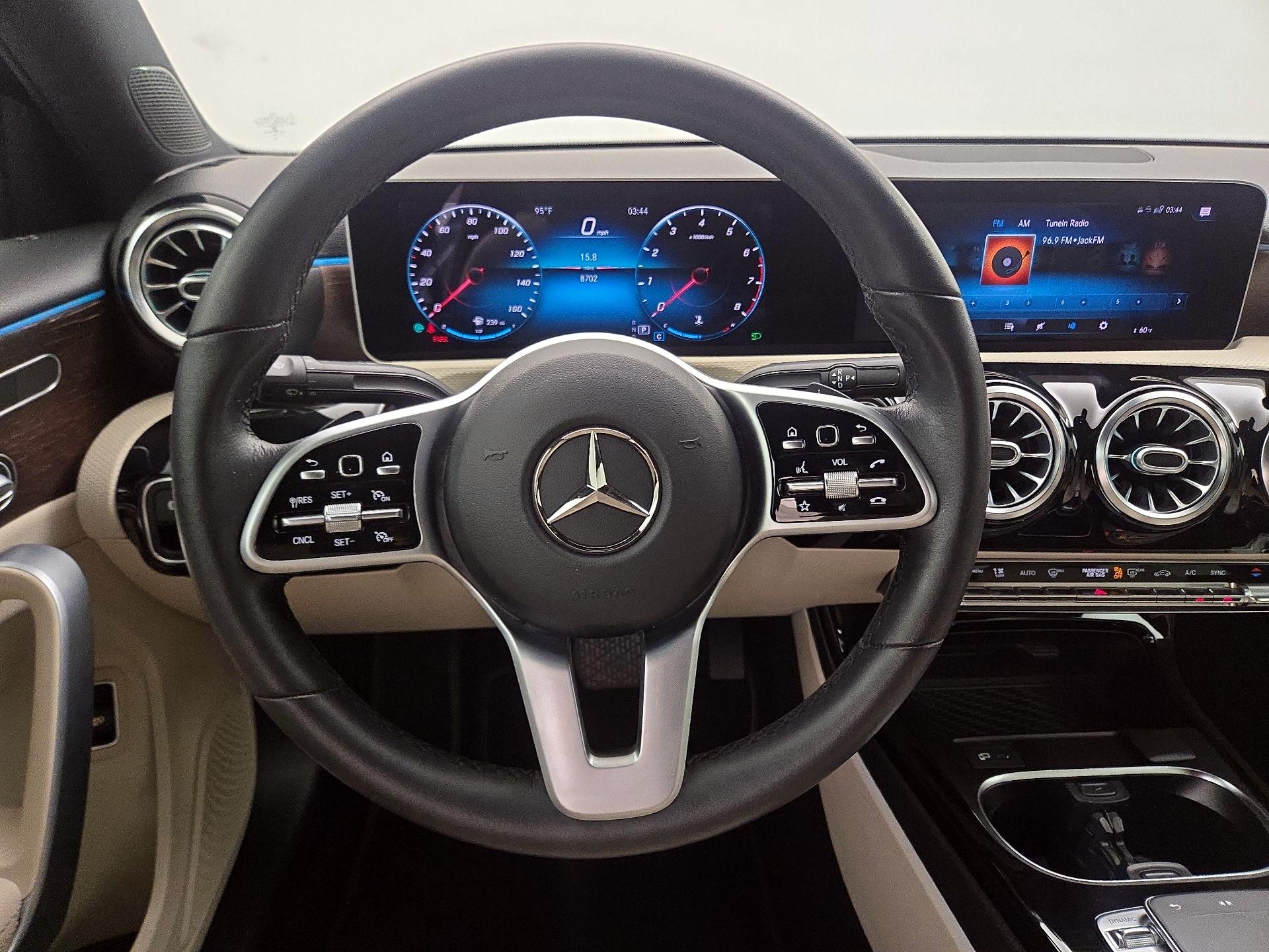 Thumbnail: 2019 Mercedes-Benz A-Class - 10