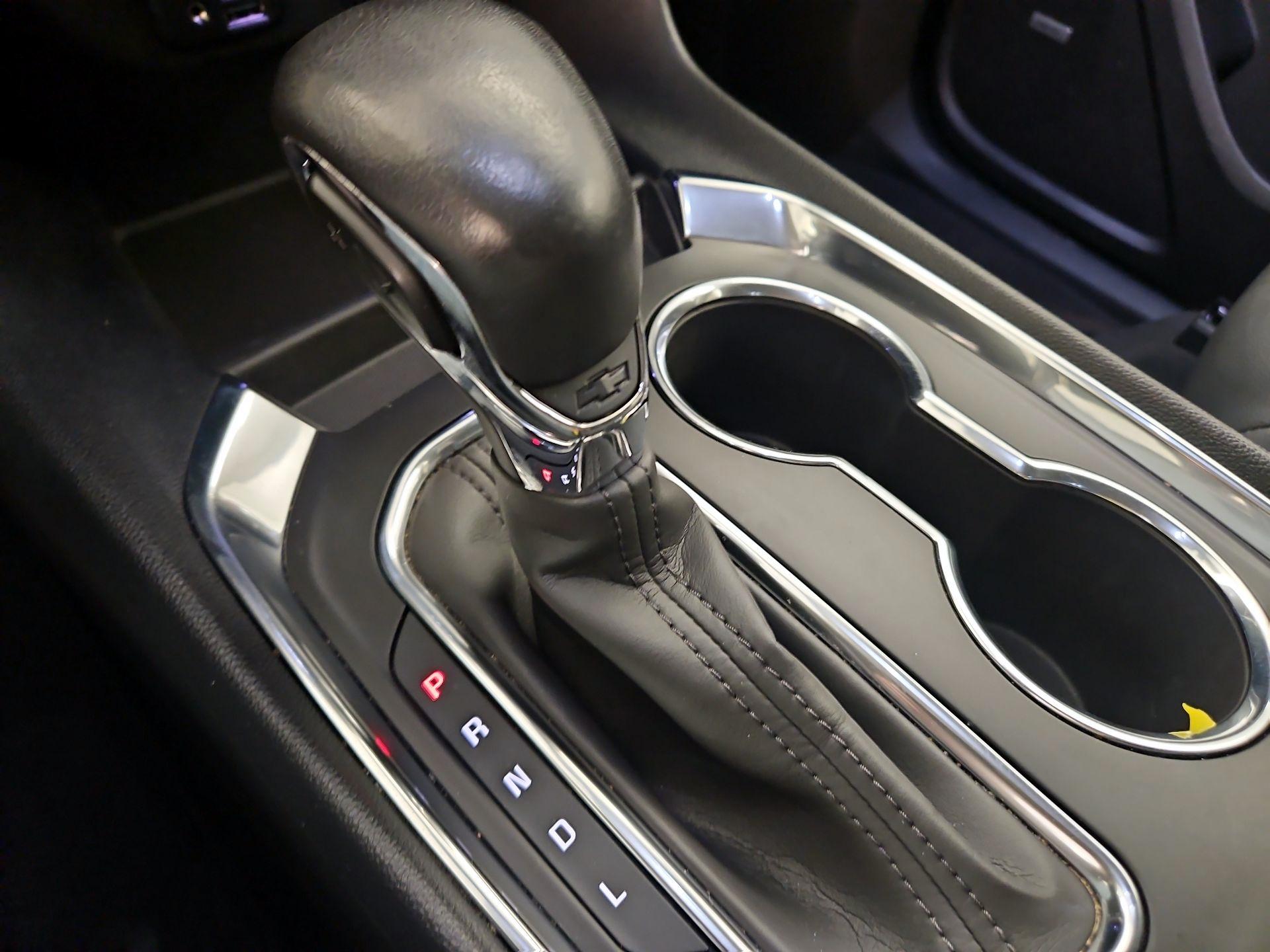 Thumbnail: 2021 Chevrolet Traverse - 18
