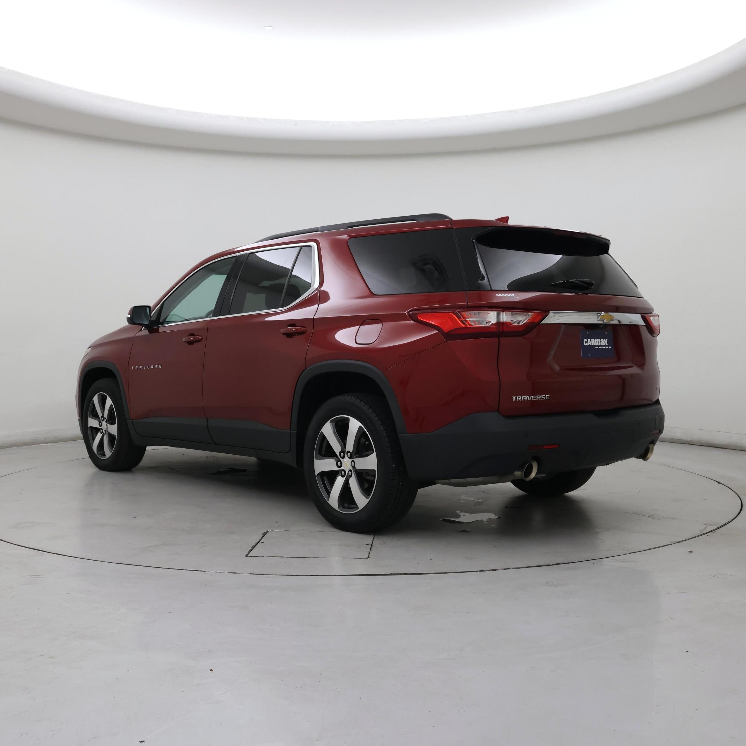 Thumbnail: 2021 Chevrolet Traverse - 2