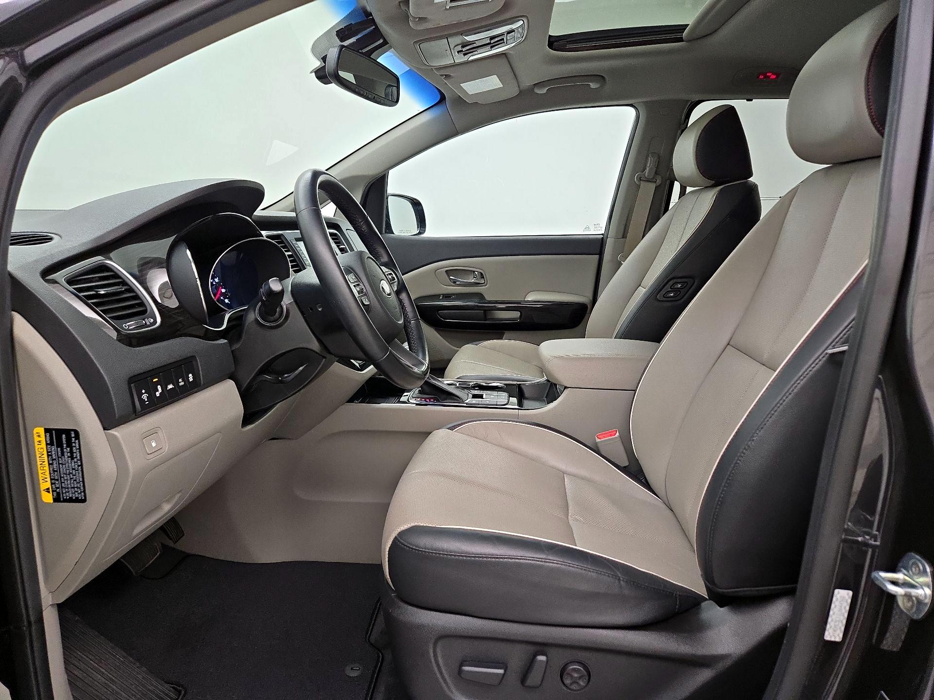 Thumbnail: 2020 Kia Sedona - 11
