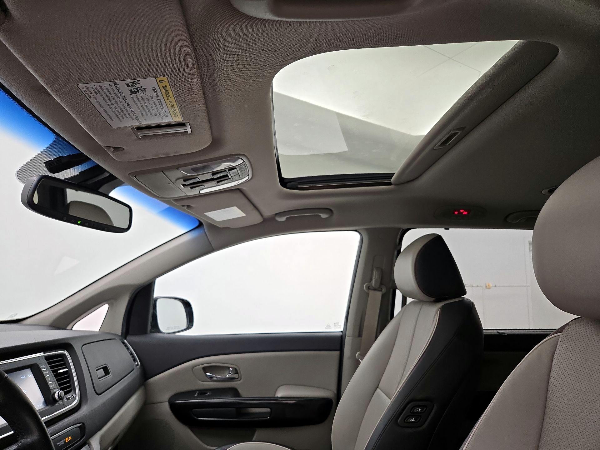 Thumbnail: 2020 Kia Sedona - 19