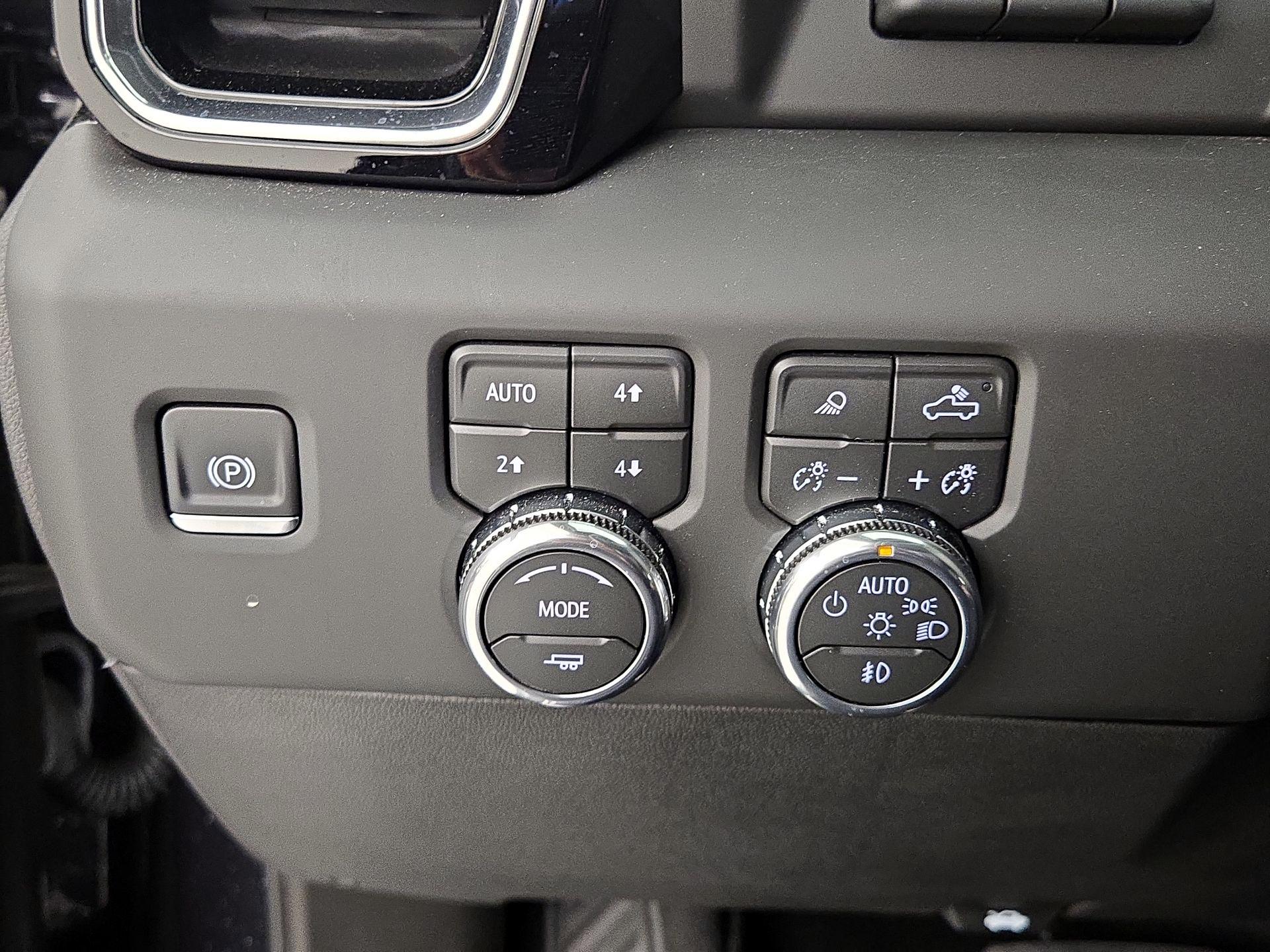 Thumbnail: 2026 GMC Sierra 2500 - 13