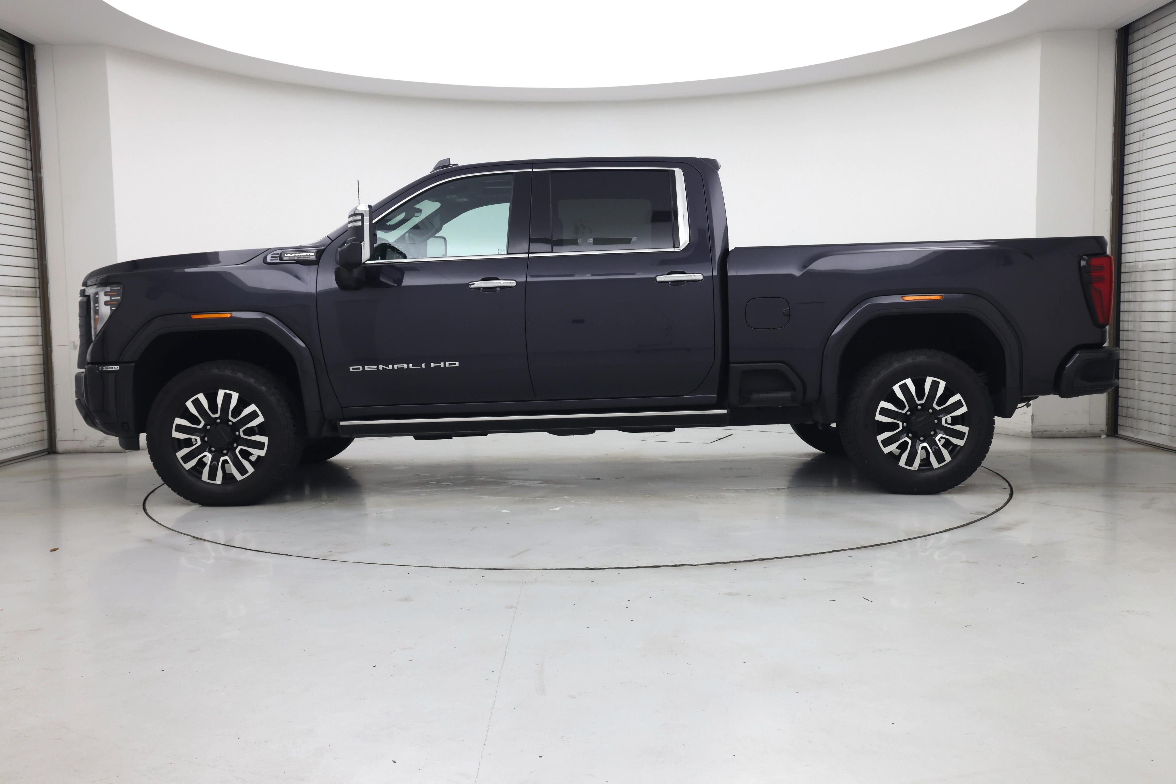 Thumbnail: 2026 GMC Sierra 2500 - 3