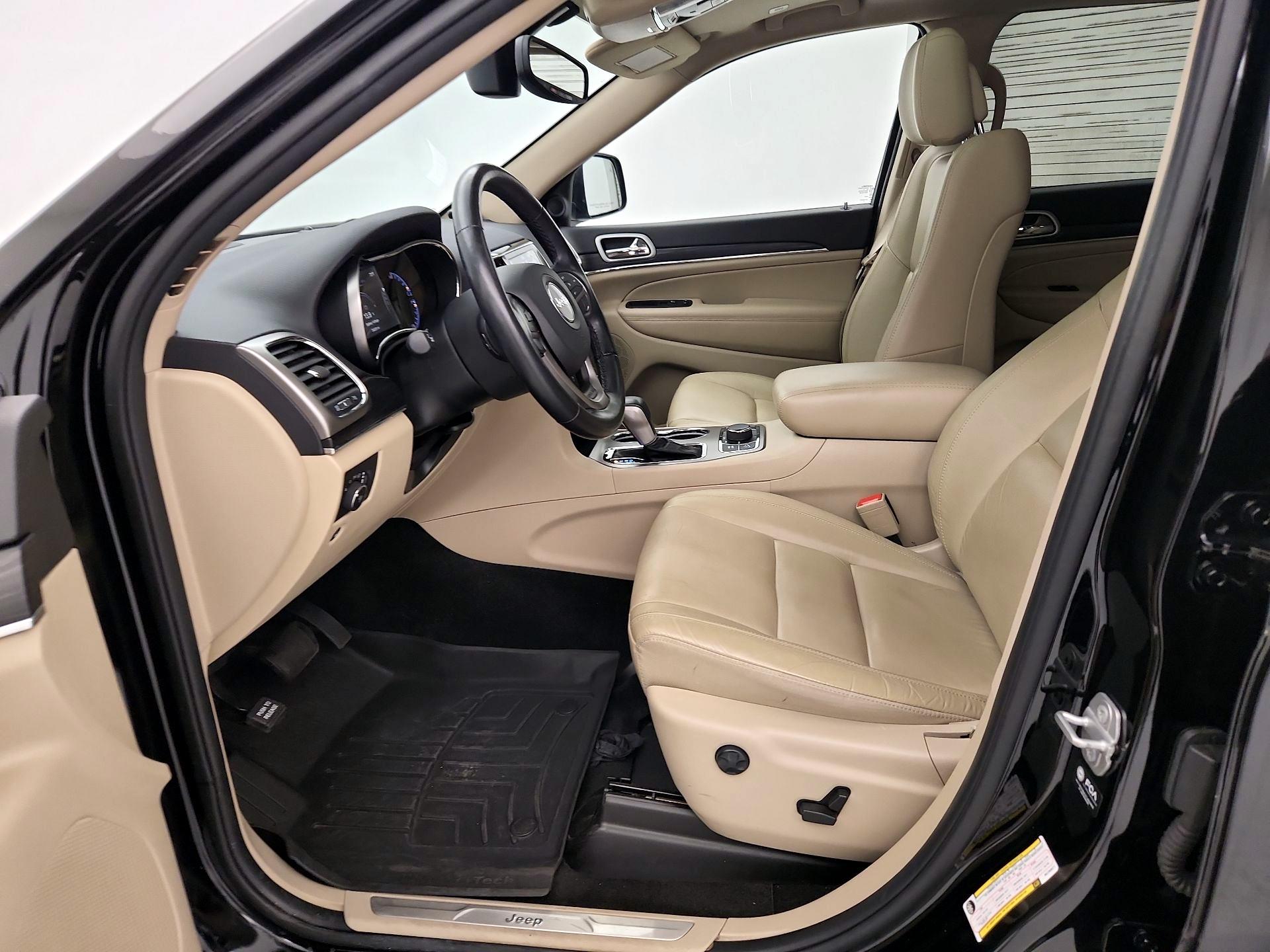 Thumbnail: 2021 Jeep Grand Cherokee - 11