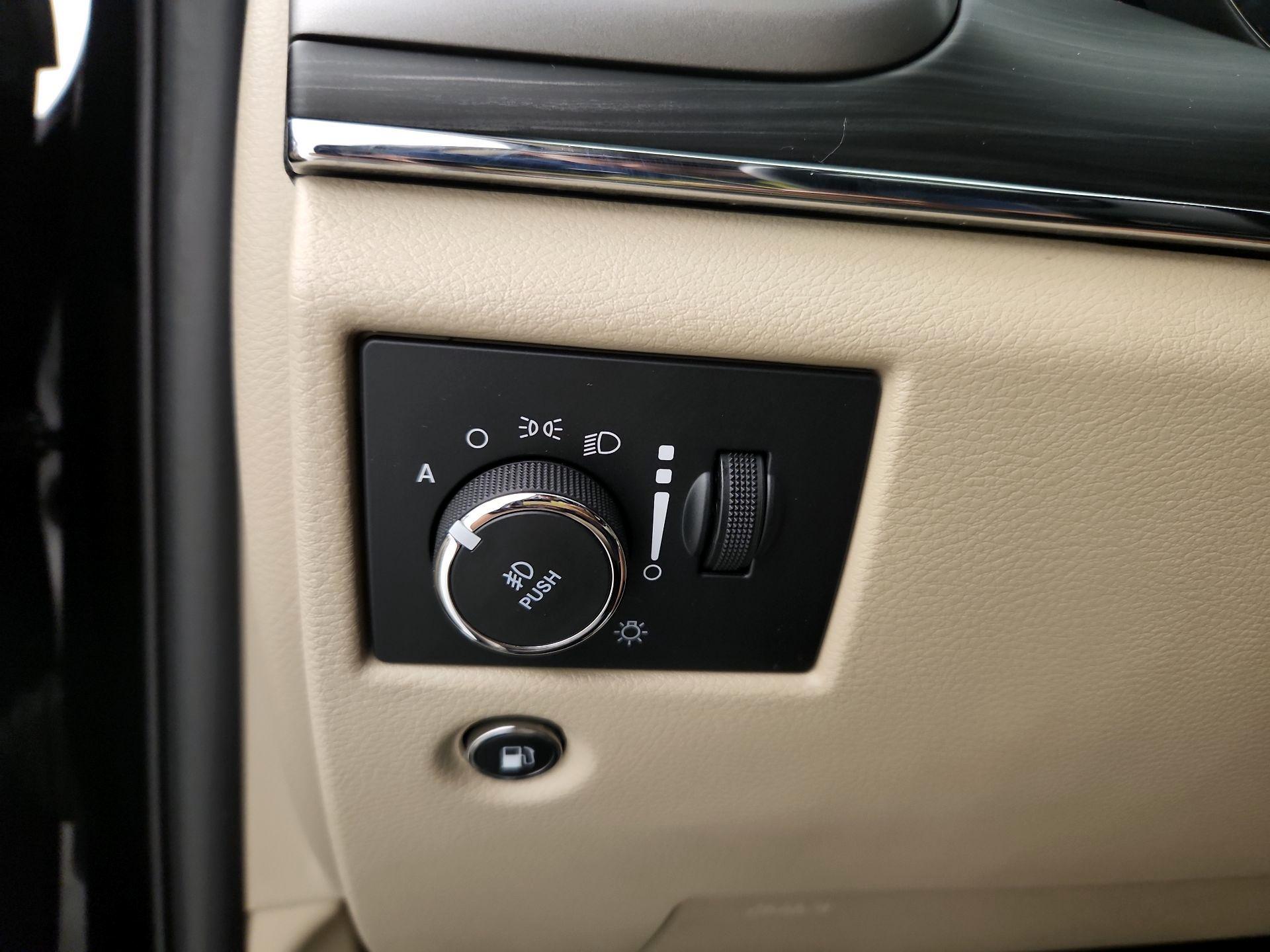 Thumbnail: 2021 Jeep Grand Cherokee - 13