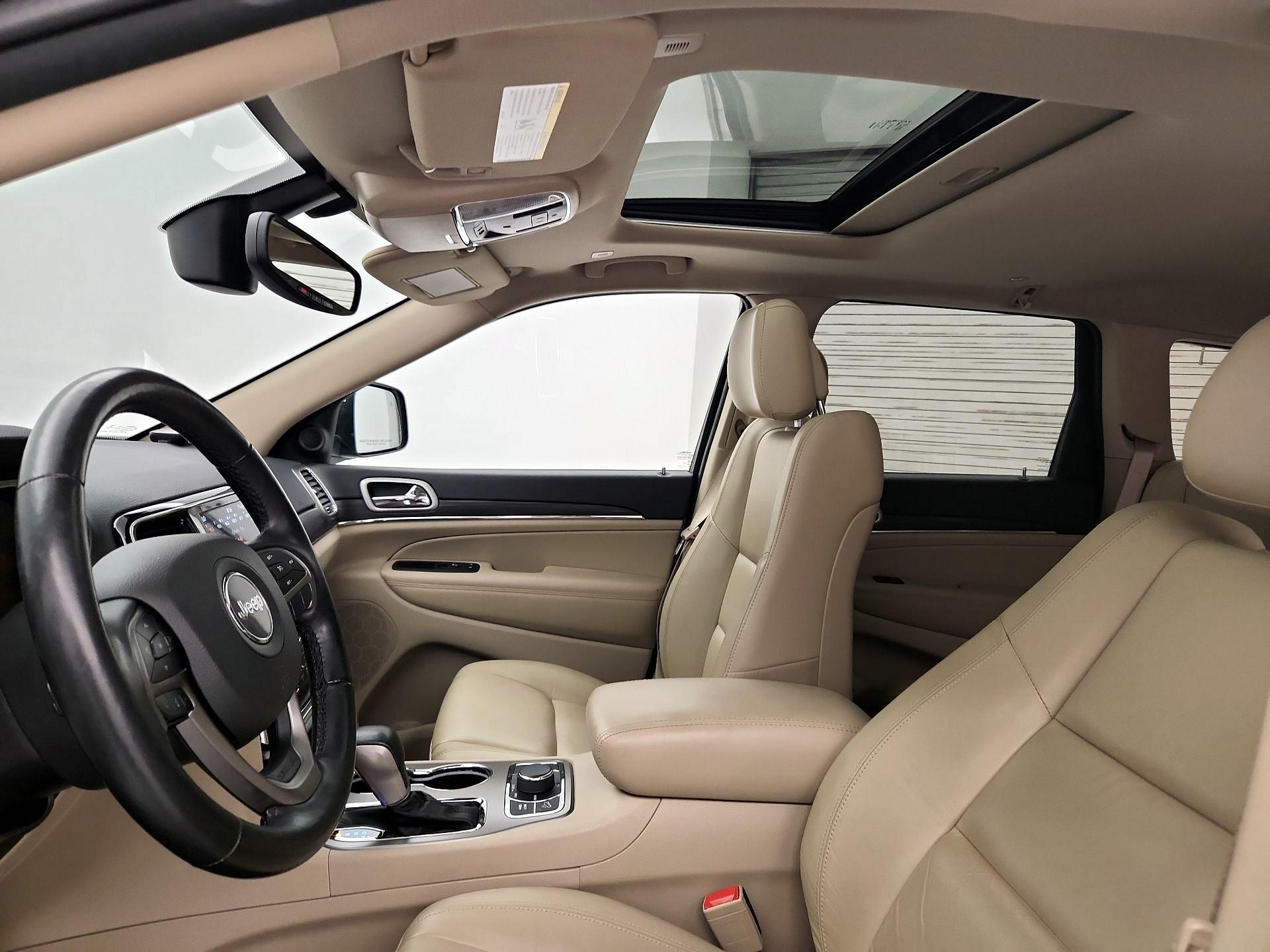Thumbnail: 2021 Jeep Grand Cherokee - 19