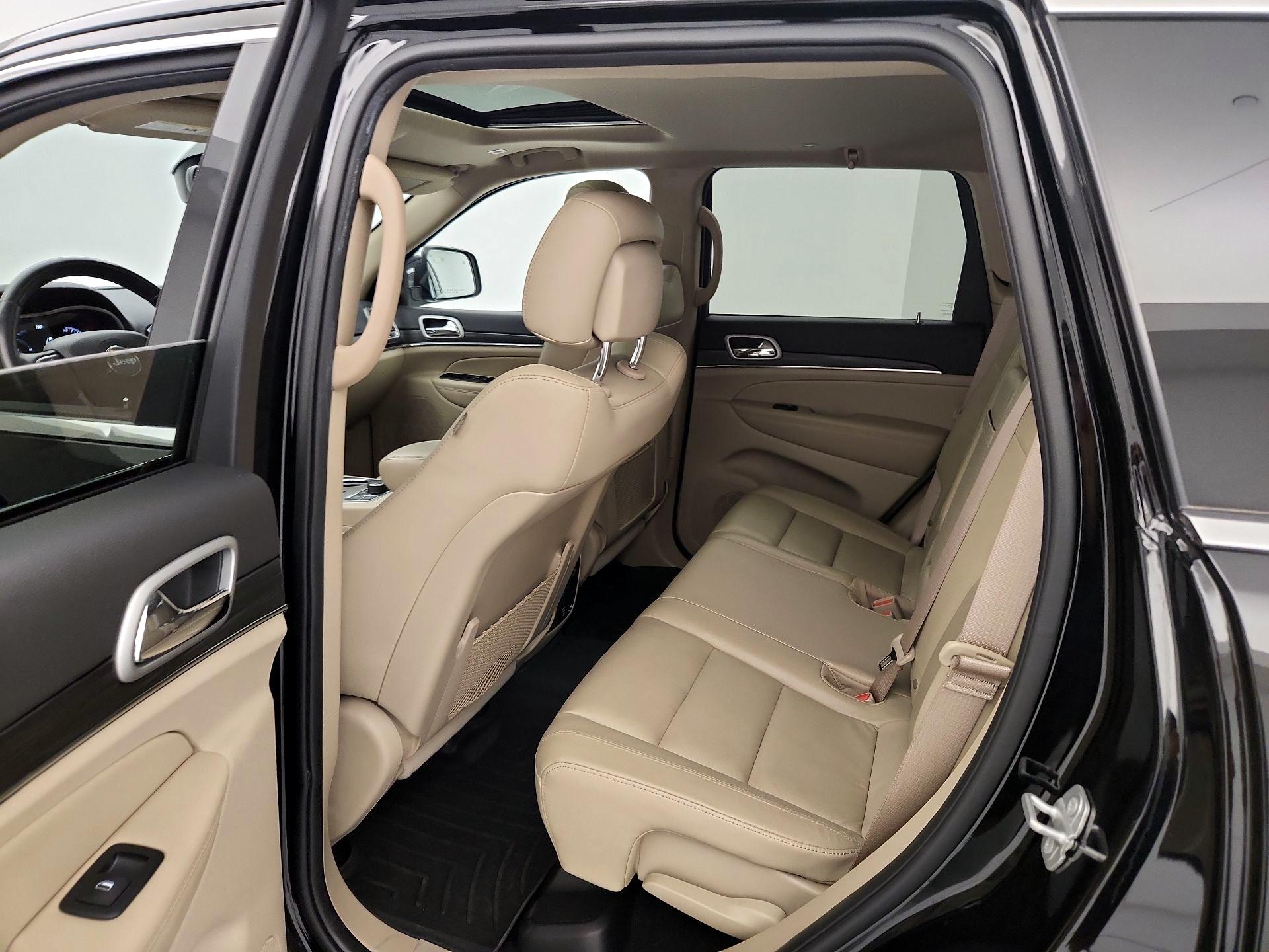 Thumbnail: 2021 Jeep Grand Cherokee - 20