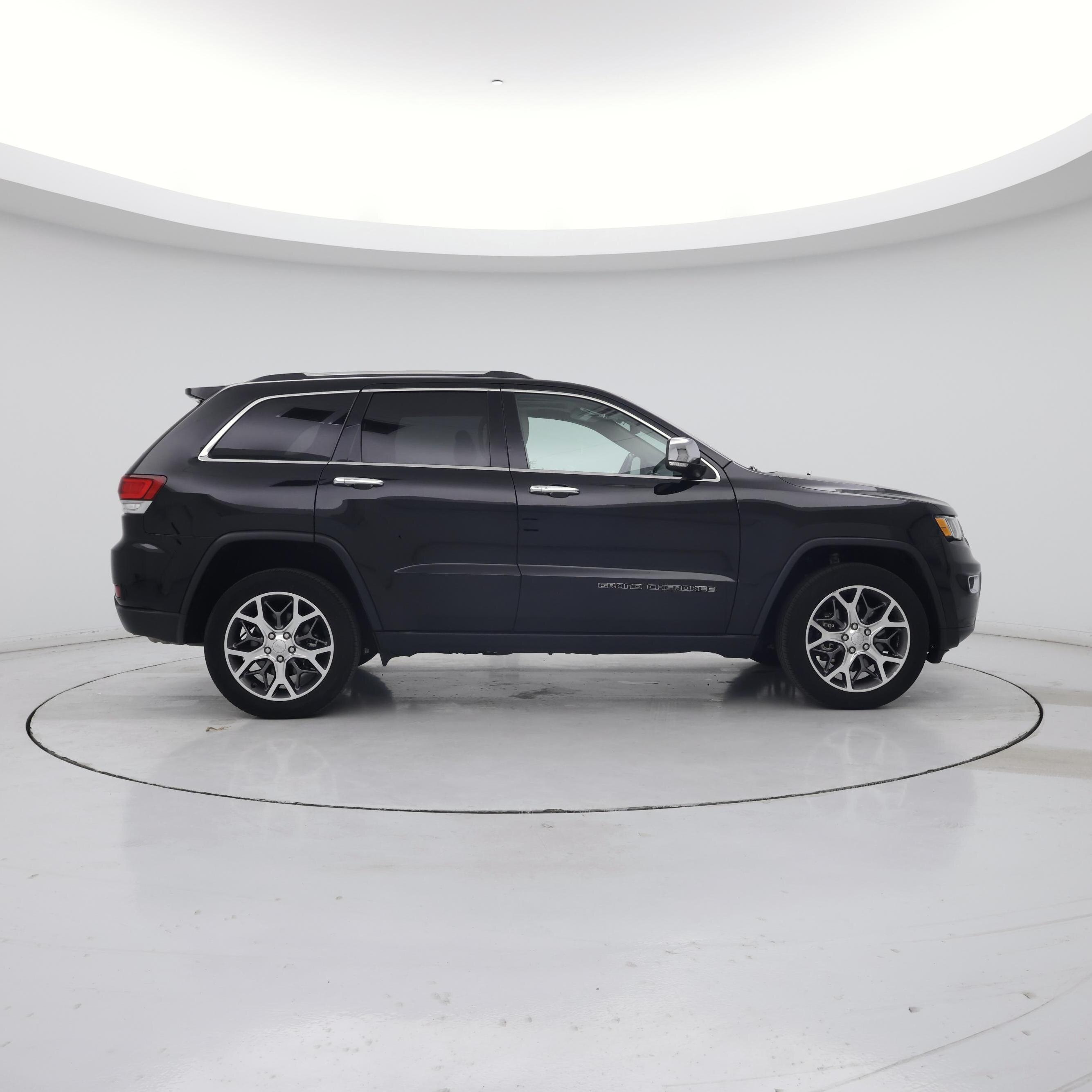 Thumbnail: 2021 Jeep Grand Cherokee - 7