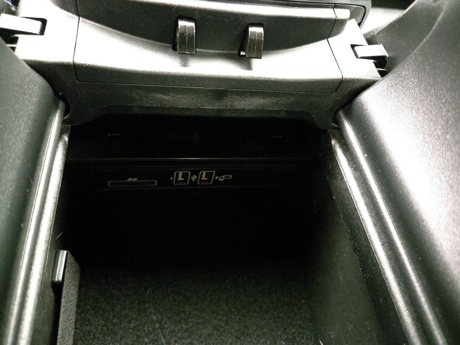 2018 Mercedes-Benz C-Class Sedan C300 - Photo 20