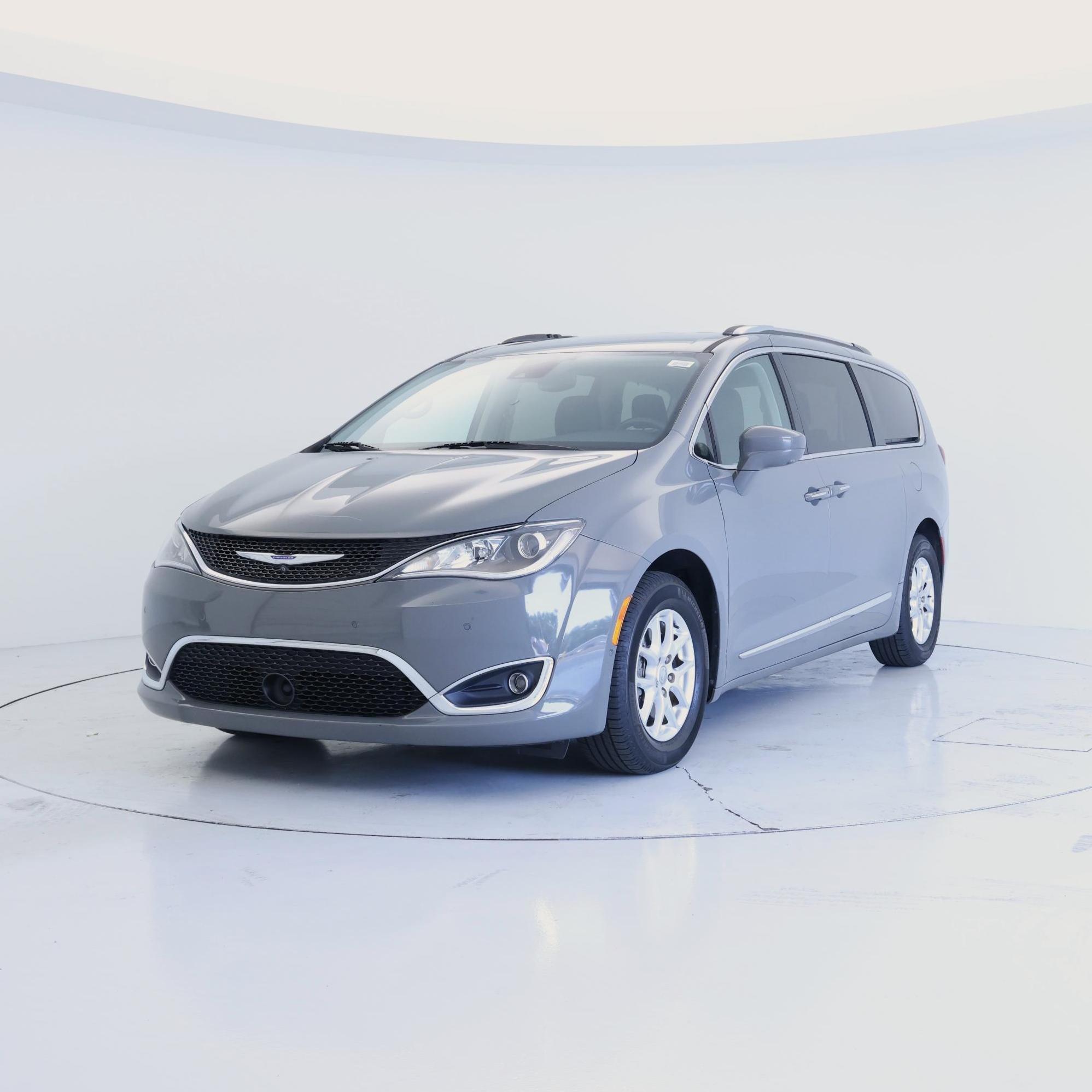 Thumbnail: 2020 Chrysler Pacifica - 4