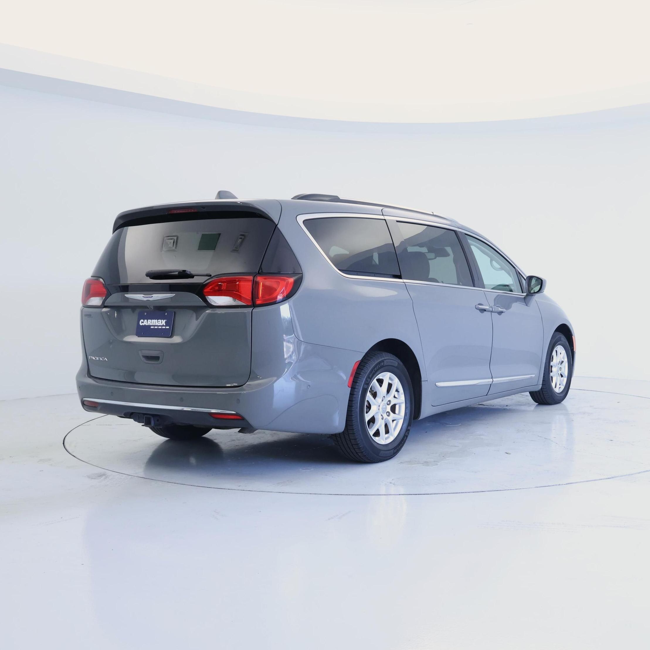 Thumbnail: 2020 Chrysler Pacifica - 8