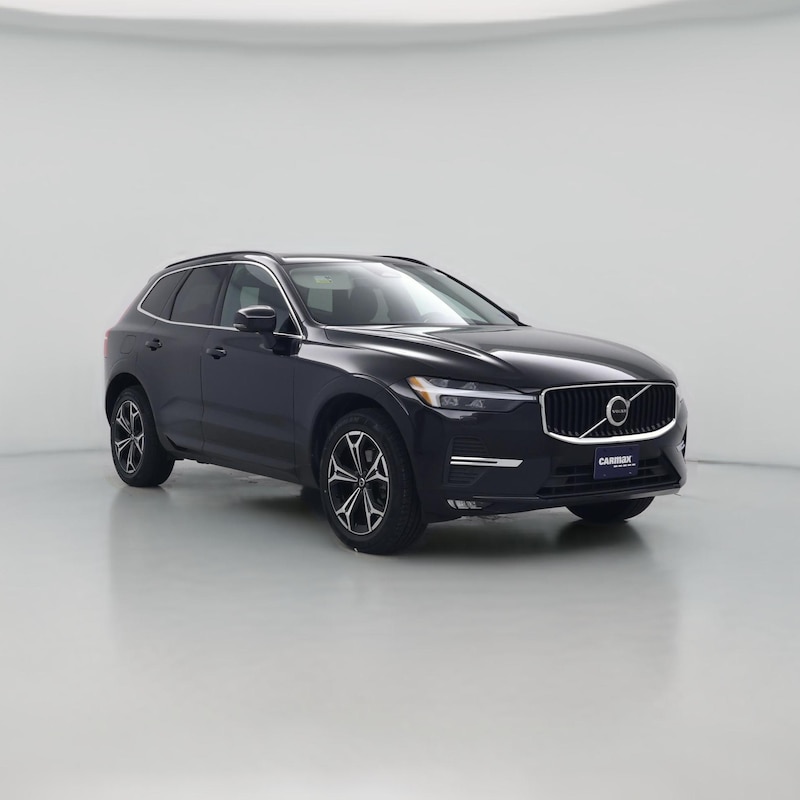 2022 Volvo XC60 B5 Momentum