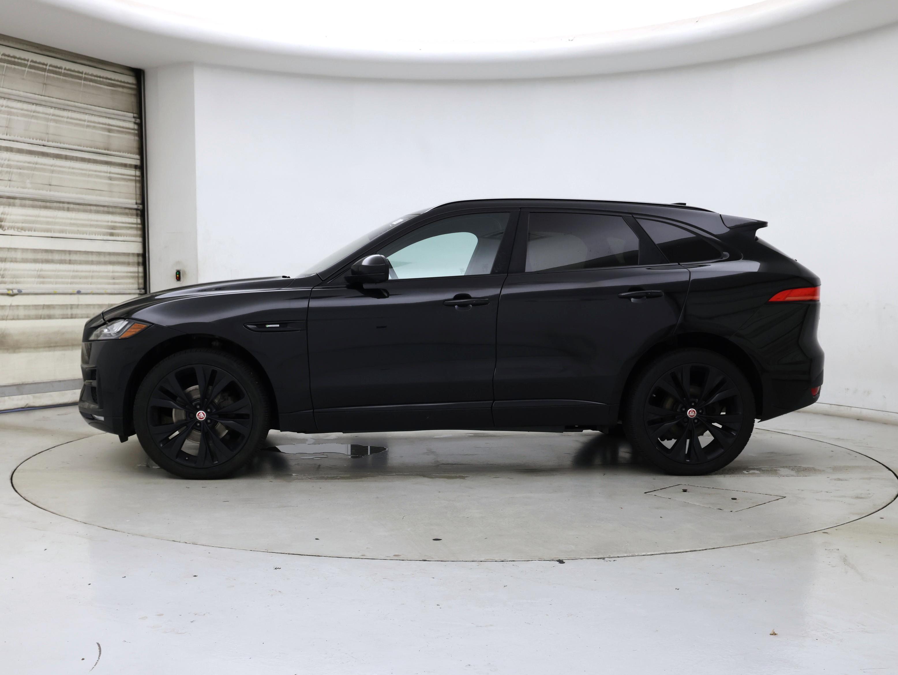 Thumbnail: 2019 Jaguar F-Pace - 3