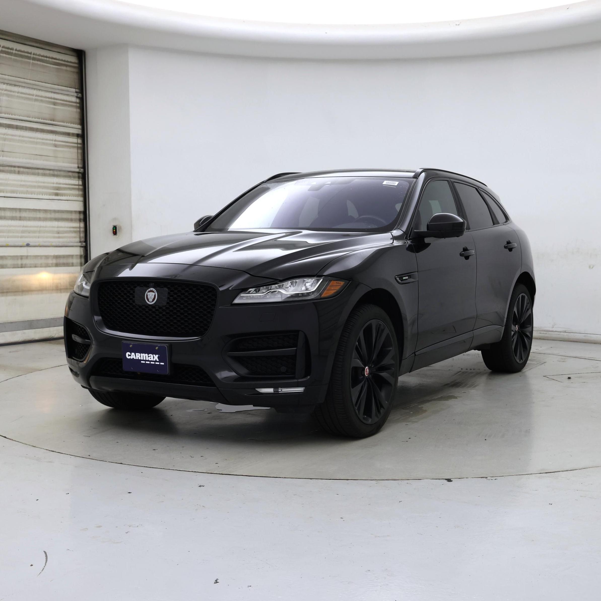 Thumbnail: 2019 Jaguar F-Pace - 4
