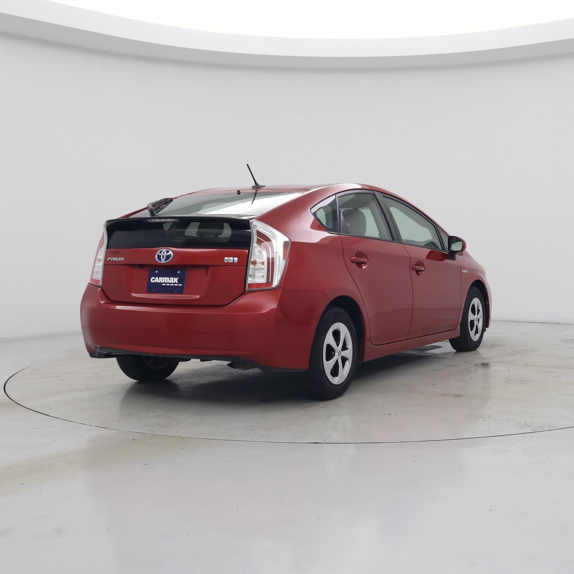 Thumbnail: 2015 Toyota Prius - 8