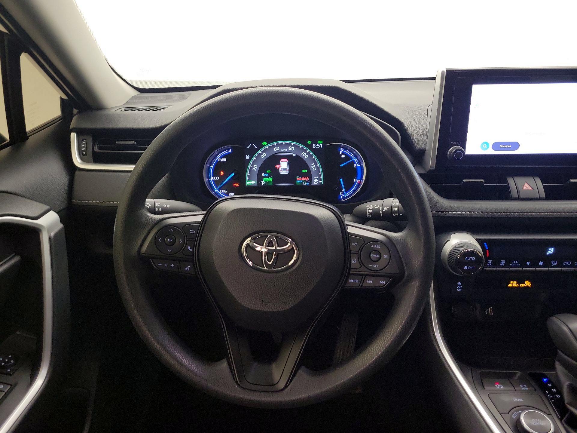 Thumbnail: 2025 Toyota RAV4 - 10
