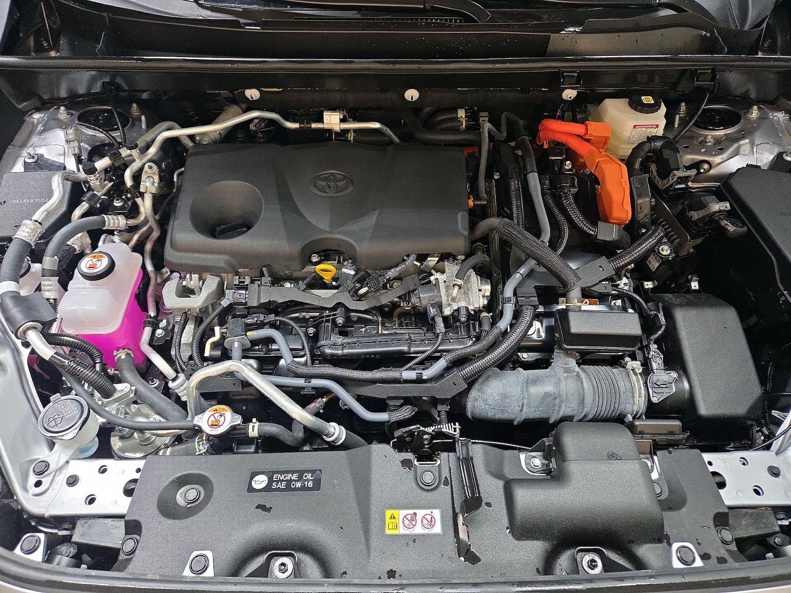 2024 Toyota RAV4 XSE - Photo 23