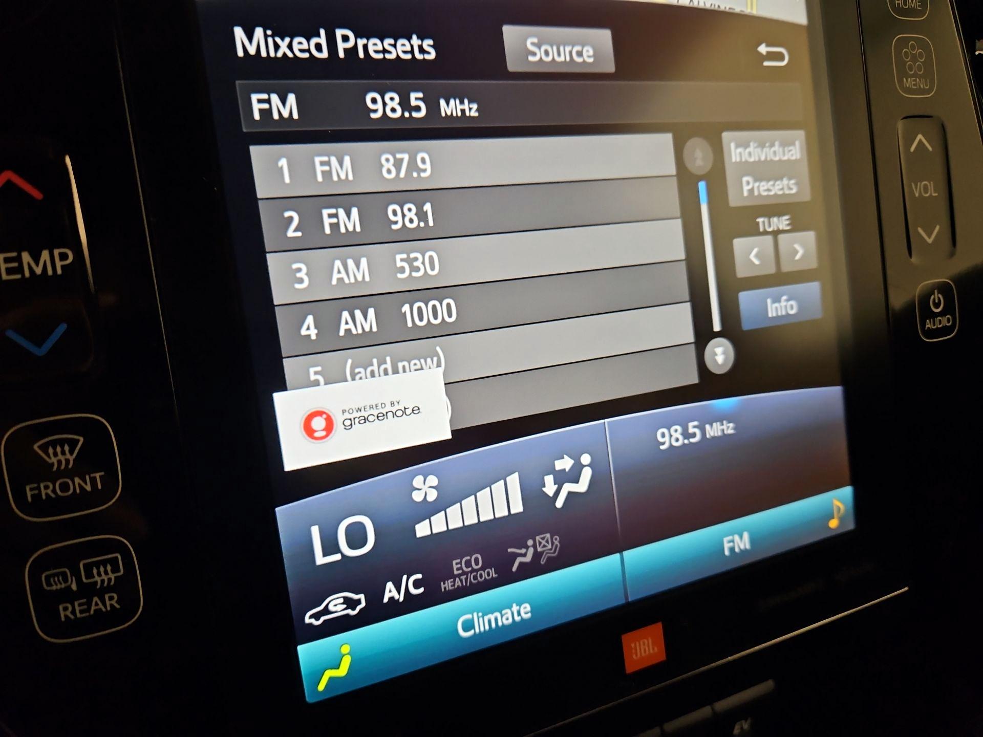 Thumbnail: 2021 Toyota Prius Prime - 16