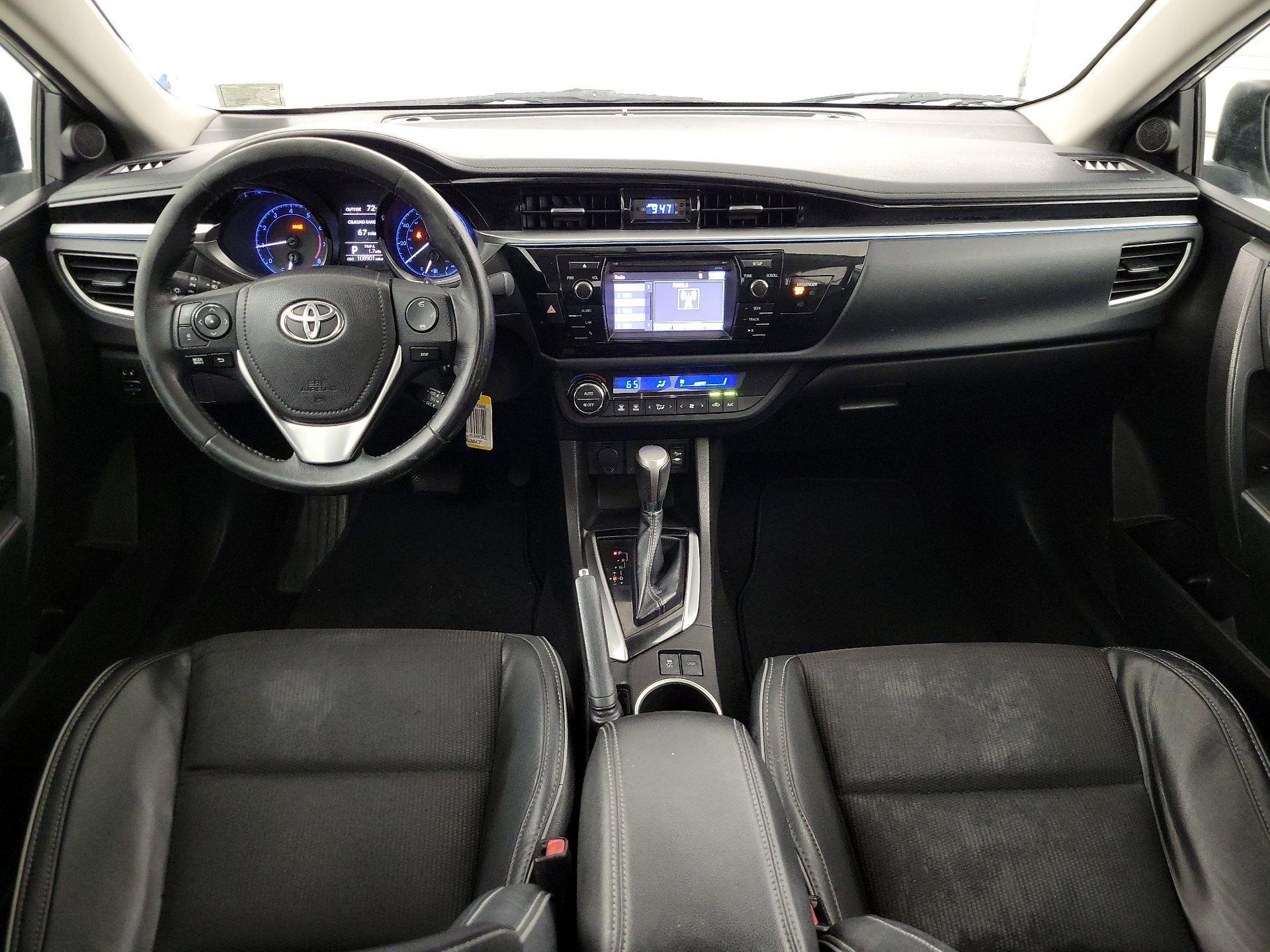 Thumbnail: 2015 Toyota Corolla - 9