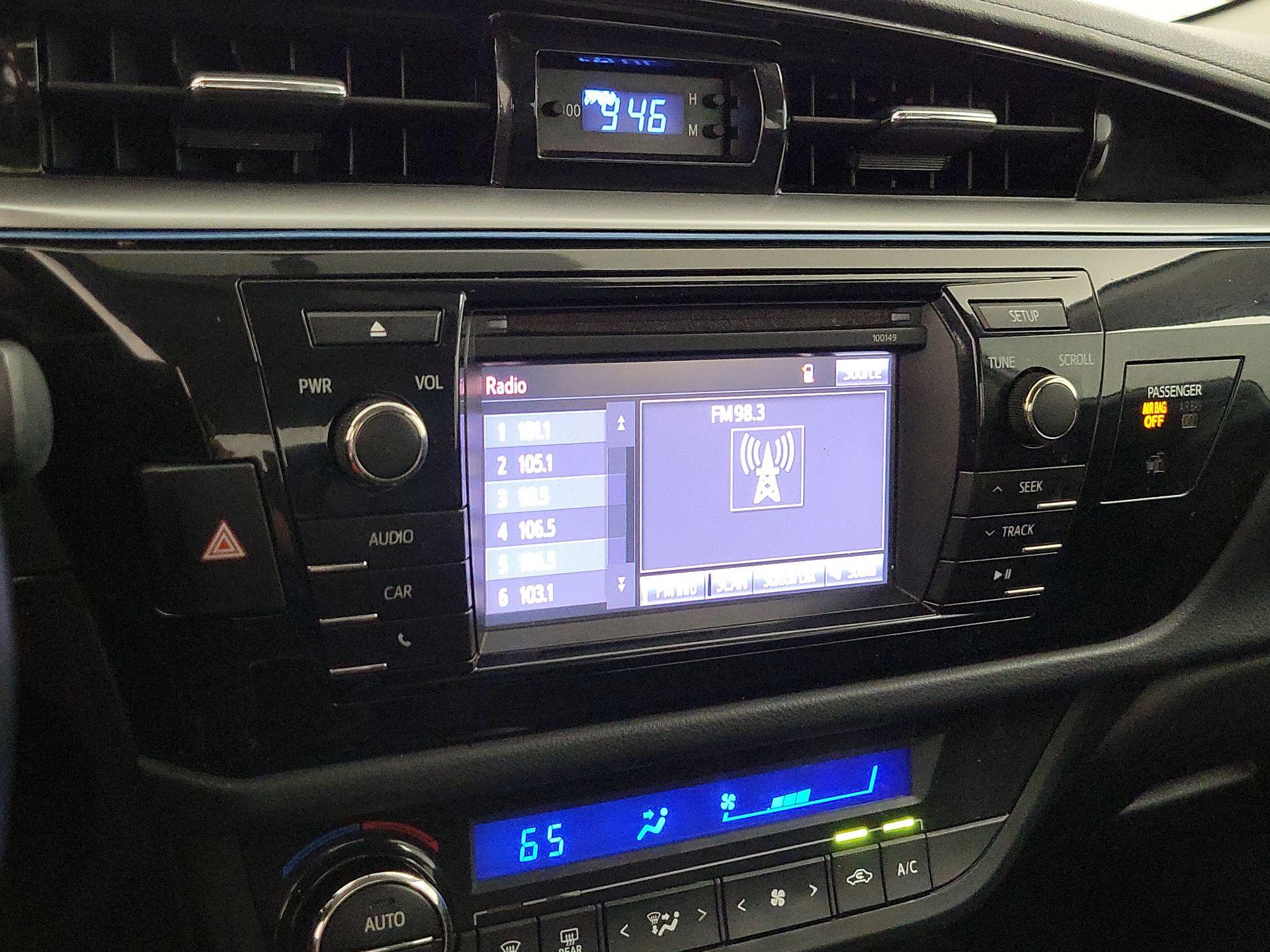 Thumbnail: 2015 Toyota Corolla - 15