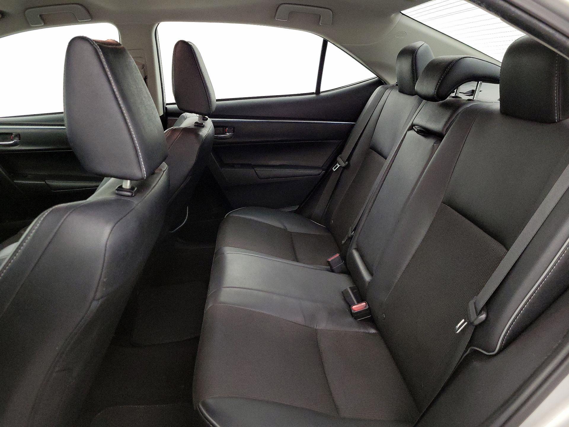 Thumbnail: 2015 Toyota Corolla - 19