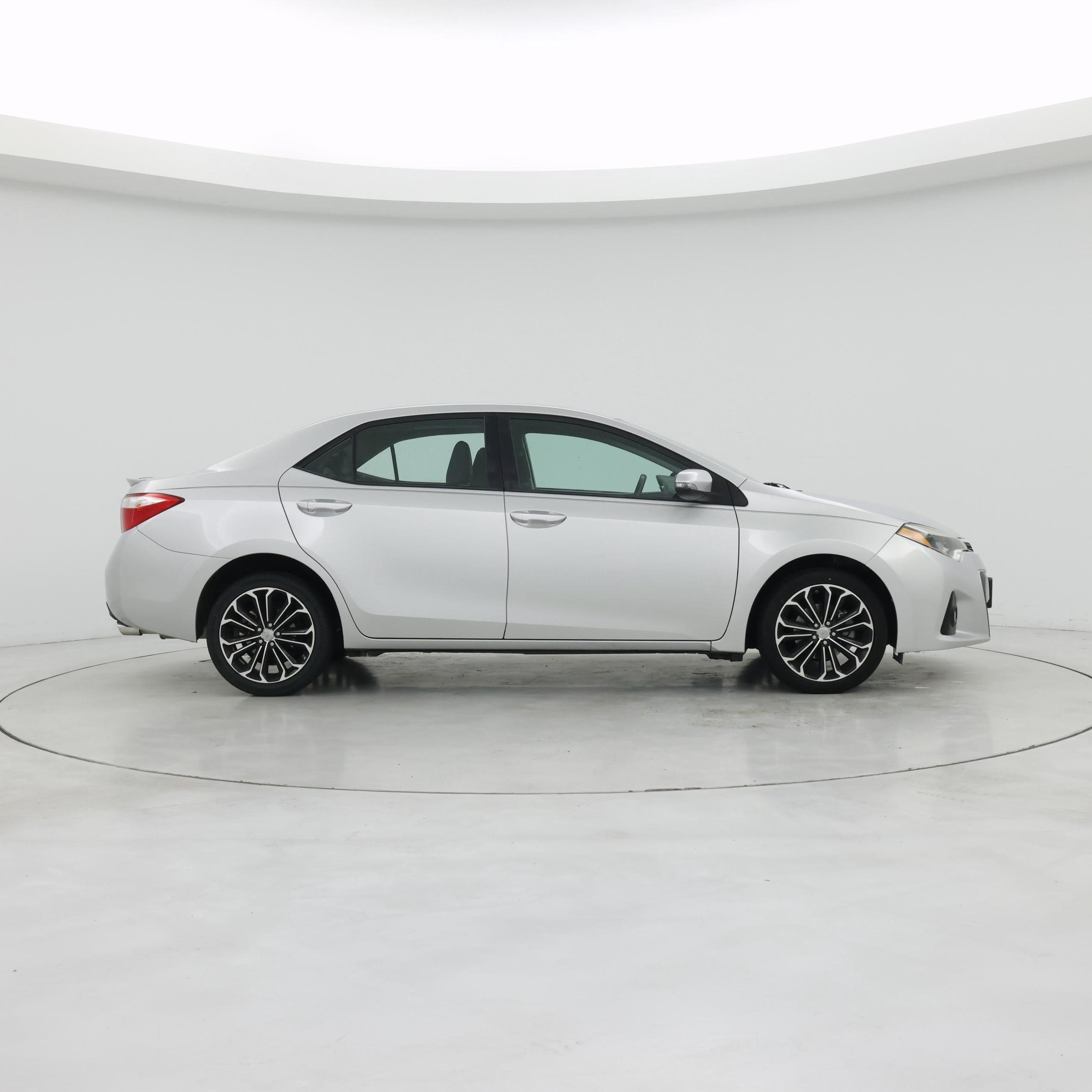 Thumbnail: 2015 Toyota Corolla - 7