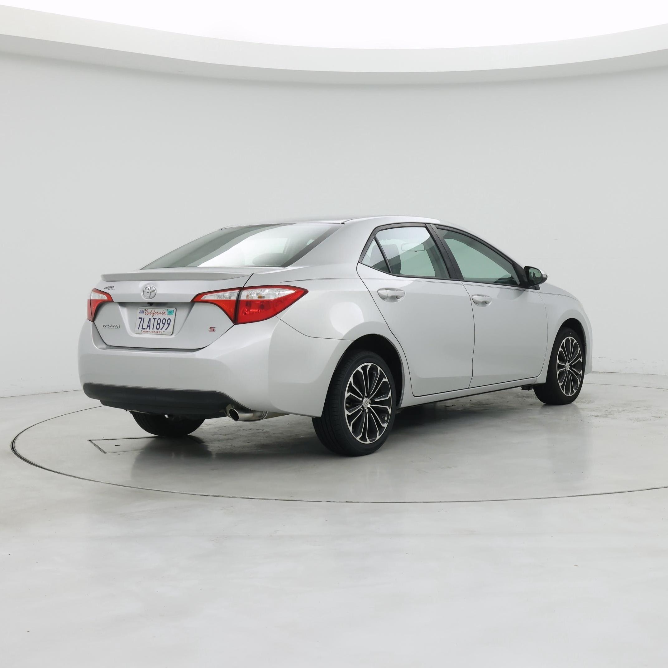 Thumbnail: 2015 Toyota Corolla - 8