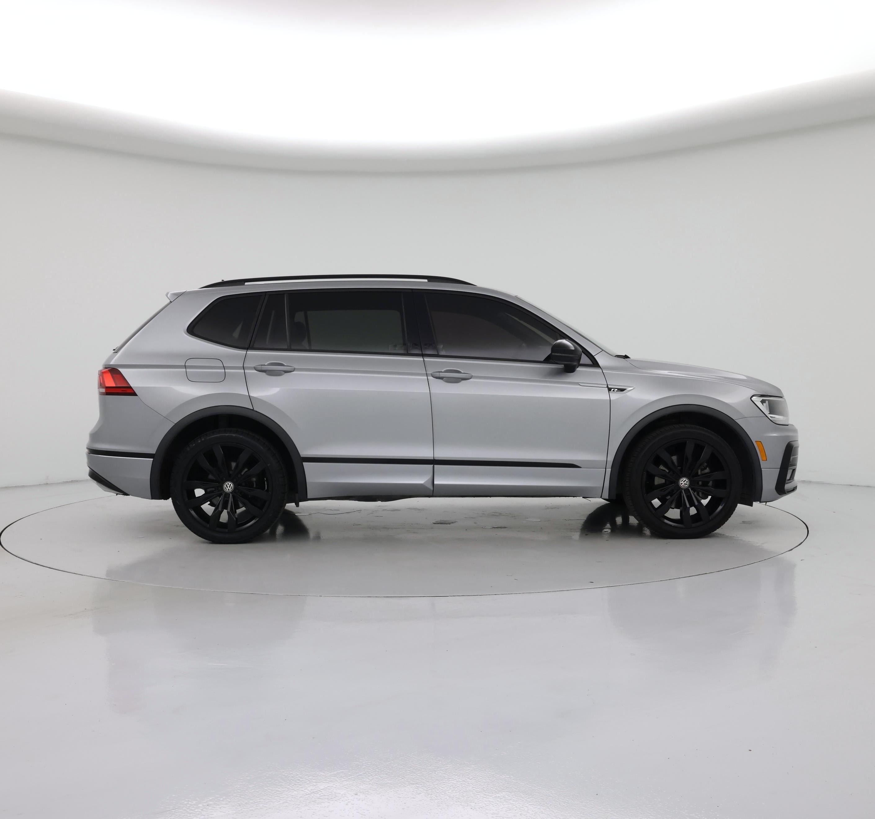 Thumbnail: 2020 Volkswagen Tiguan - 7